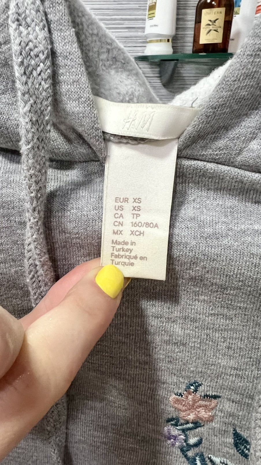 H&M H&M Gray Womens Floral Embroidered Hoodie Sweatshirt XS Size XS / US 0-2 / IT 36-38 - 5 Thumbnail