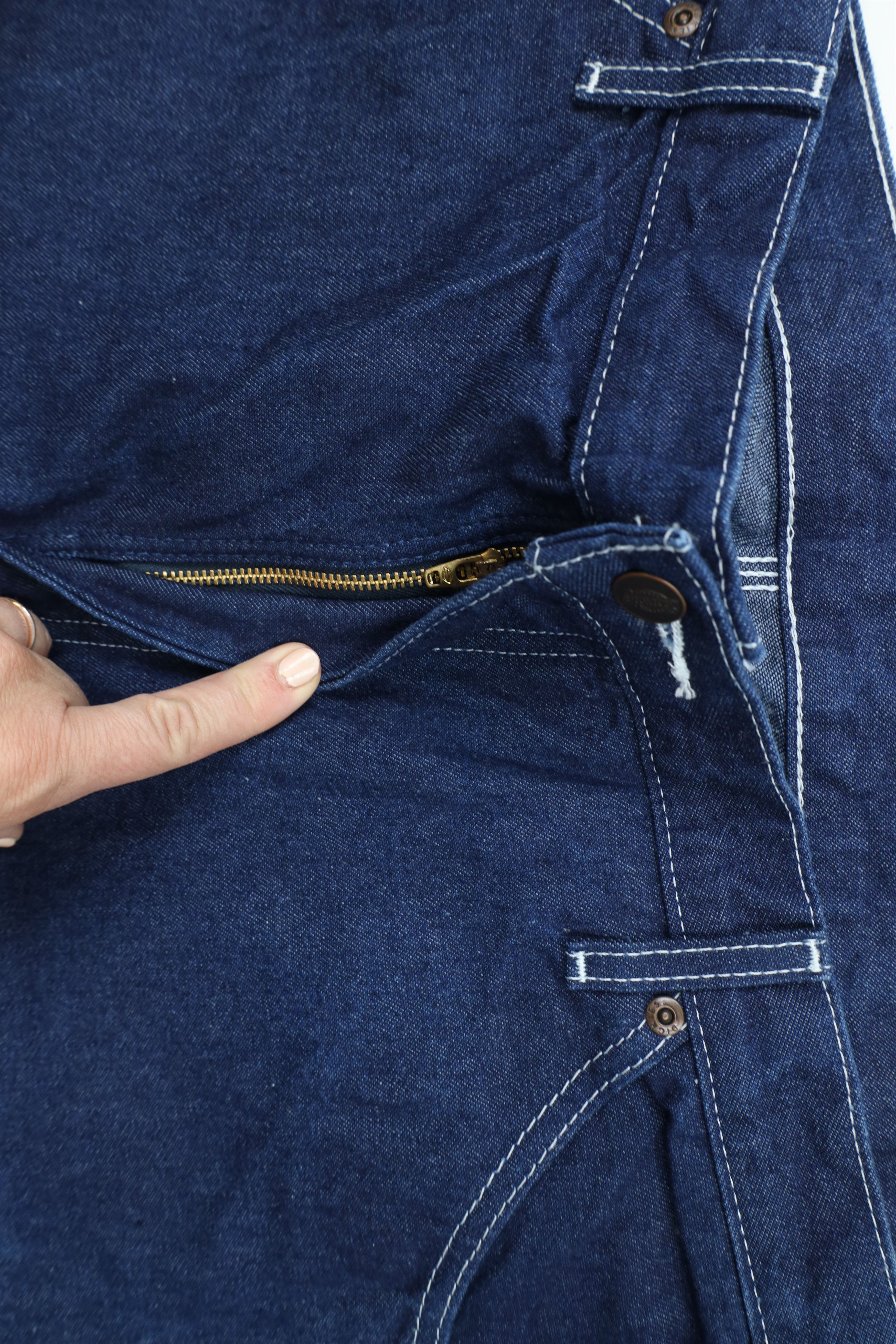 Dickies × Vintage Vintage Y2K Dickies Spell Out Wide Leg Dungaree Denim Jeans Size US 38 / EU 54 - 9 Thumbnail