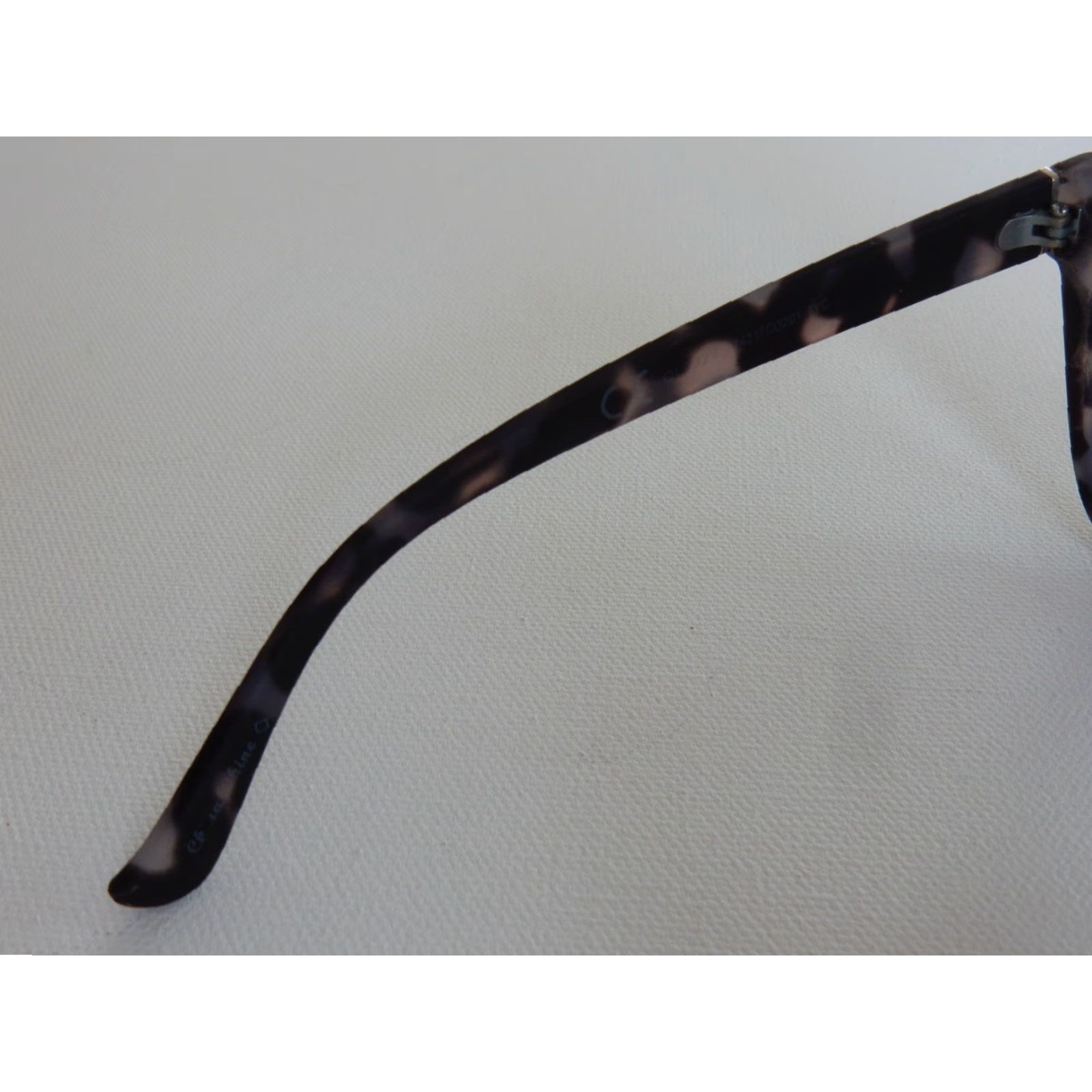 Frye VINTAGE Frye Sunglasses Women Gray Small Scratched Lens Size ONE SIZE - 4 Thumbnail