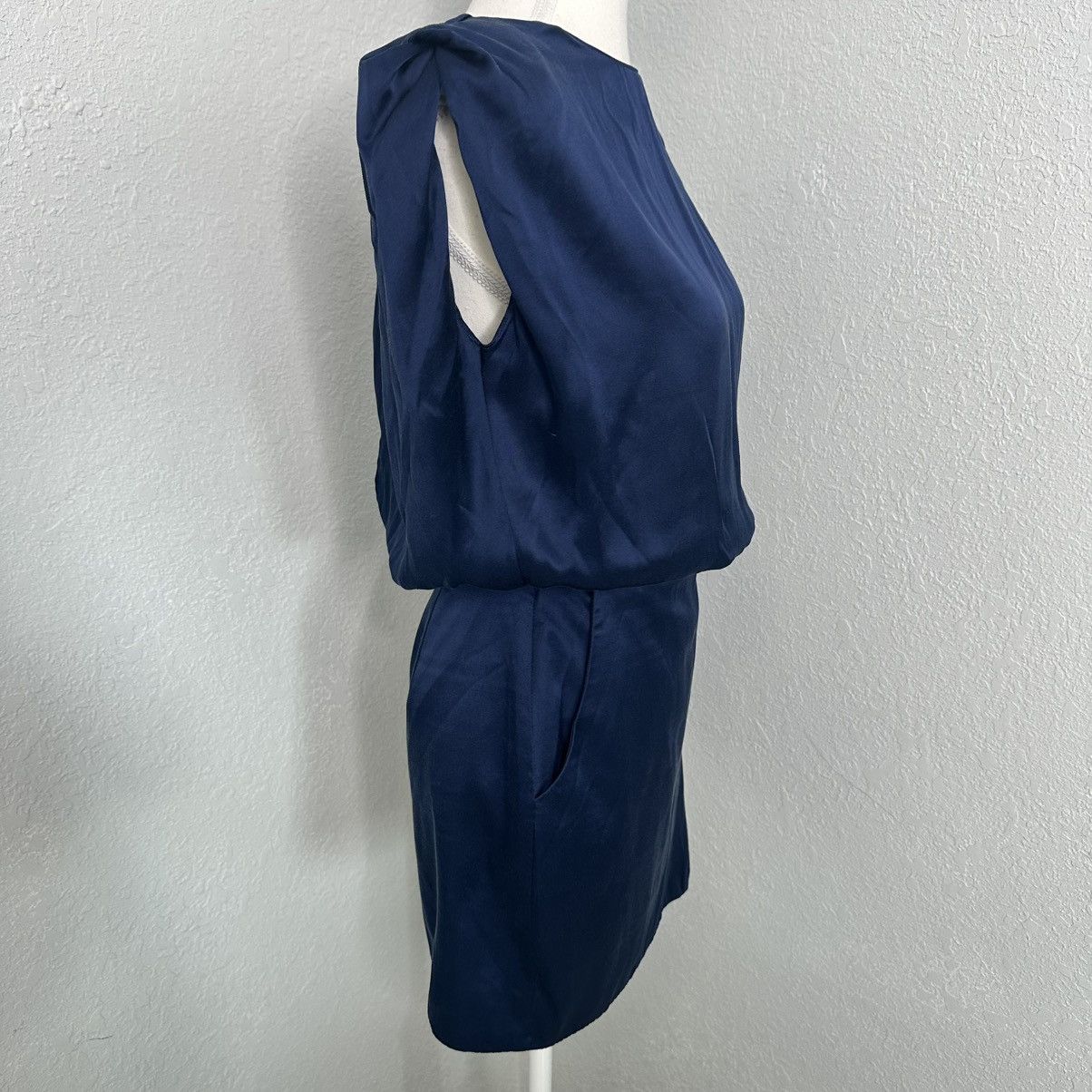Amanda Uprichard NWOT Amanda Uprichard Aisling dress blue silk mini dress XS Size XS / US 0-2 / IT 36-38 - 3 Thumbnail
