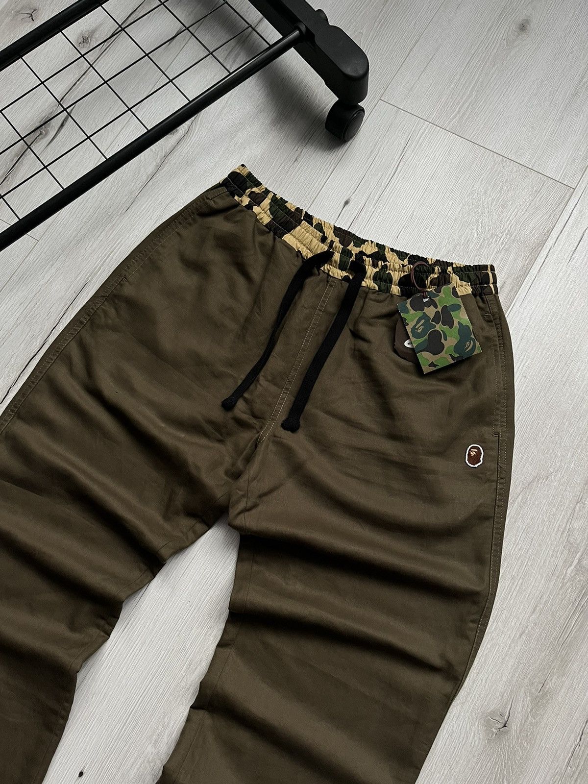 Bape NWT Bape Linen Dark Olive Green Camo Easy Chino Pants Size US 30 / EU 46 - 3 Thumbnail