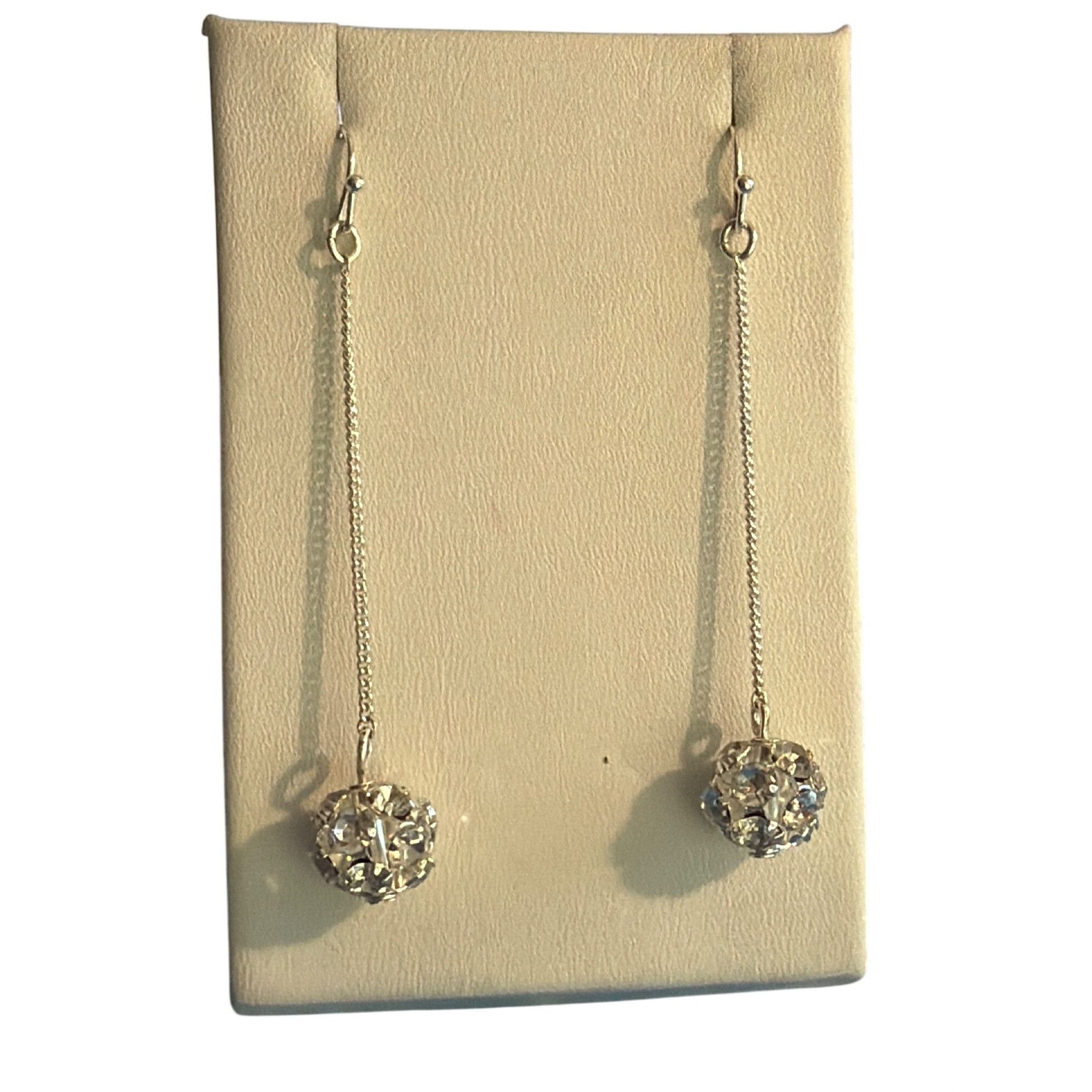 Other Vintage Avon Silver Tone Long Dangle Earrings Hooks Clear Rh Size ONE SIZE - 1 Thumbnail