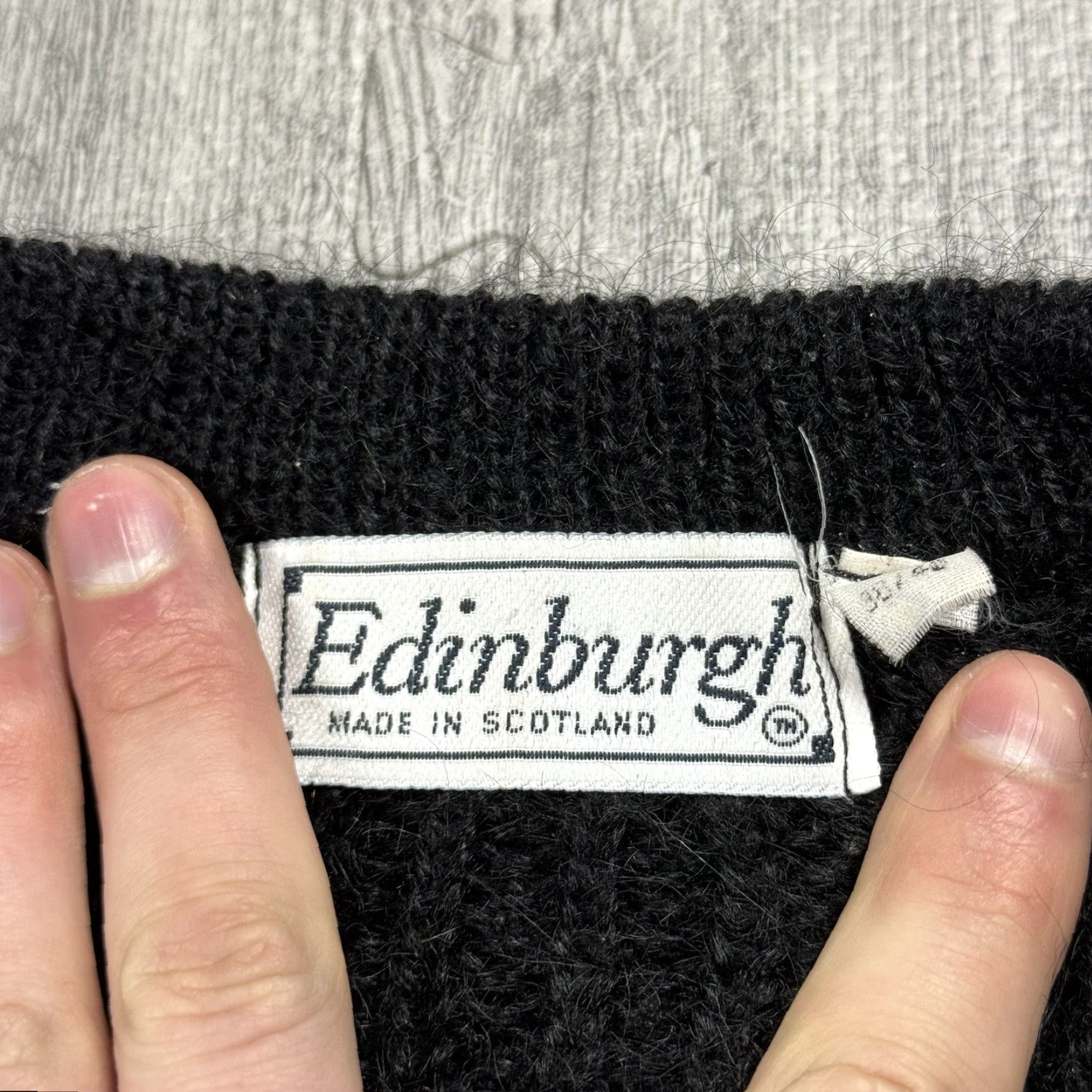 Vintage VINTAGE EDINBURGH SCOTLAND MOHAIR BLEND FUZZY SHAGGY CARDIGAN M 38/40 BLACK 80s 90s Unisex Size M / US 6-8 / IT 42-44 - 3 Thumbnail