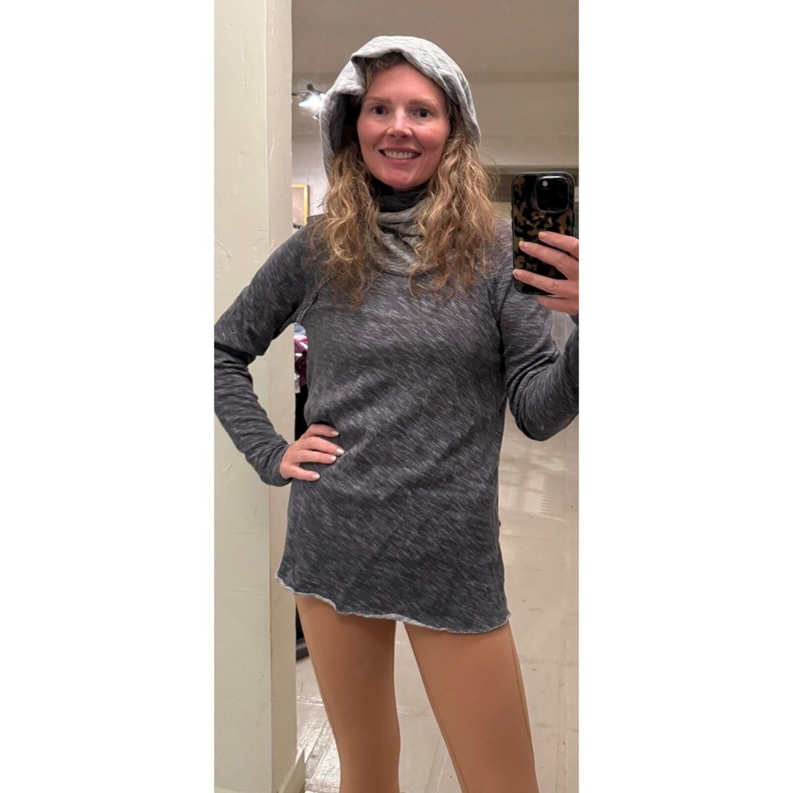 Free People Free People FP Beach Grey Space Dye Cowl Neck Hoodie Top M Size M / US 6-8 / IT 42-44 - 2 Thumbnail