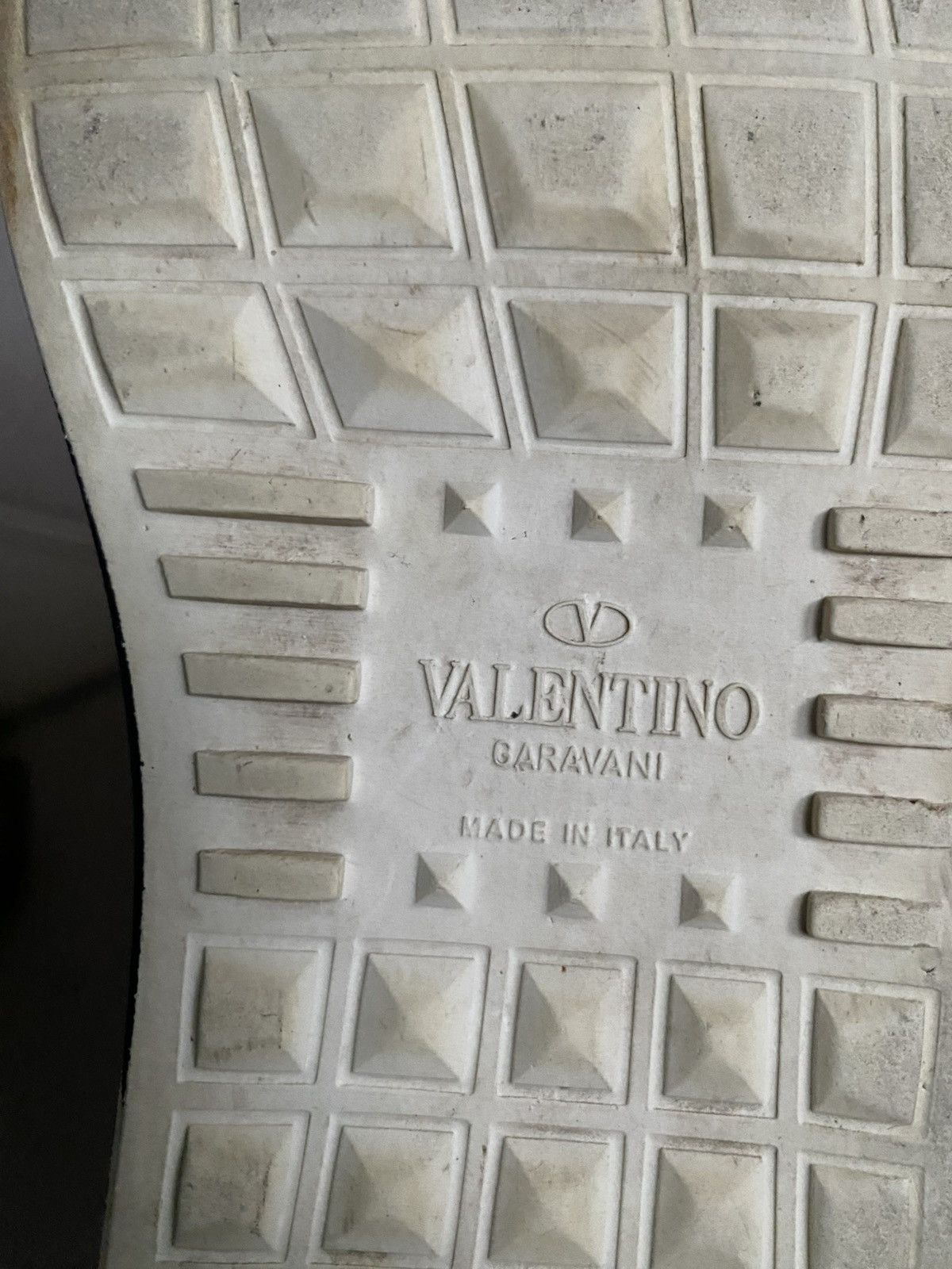 Valentino Valentino garavani no lace sneakers low leather Size US 8.5 / EU 41-42 - 9 Thumbnail