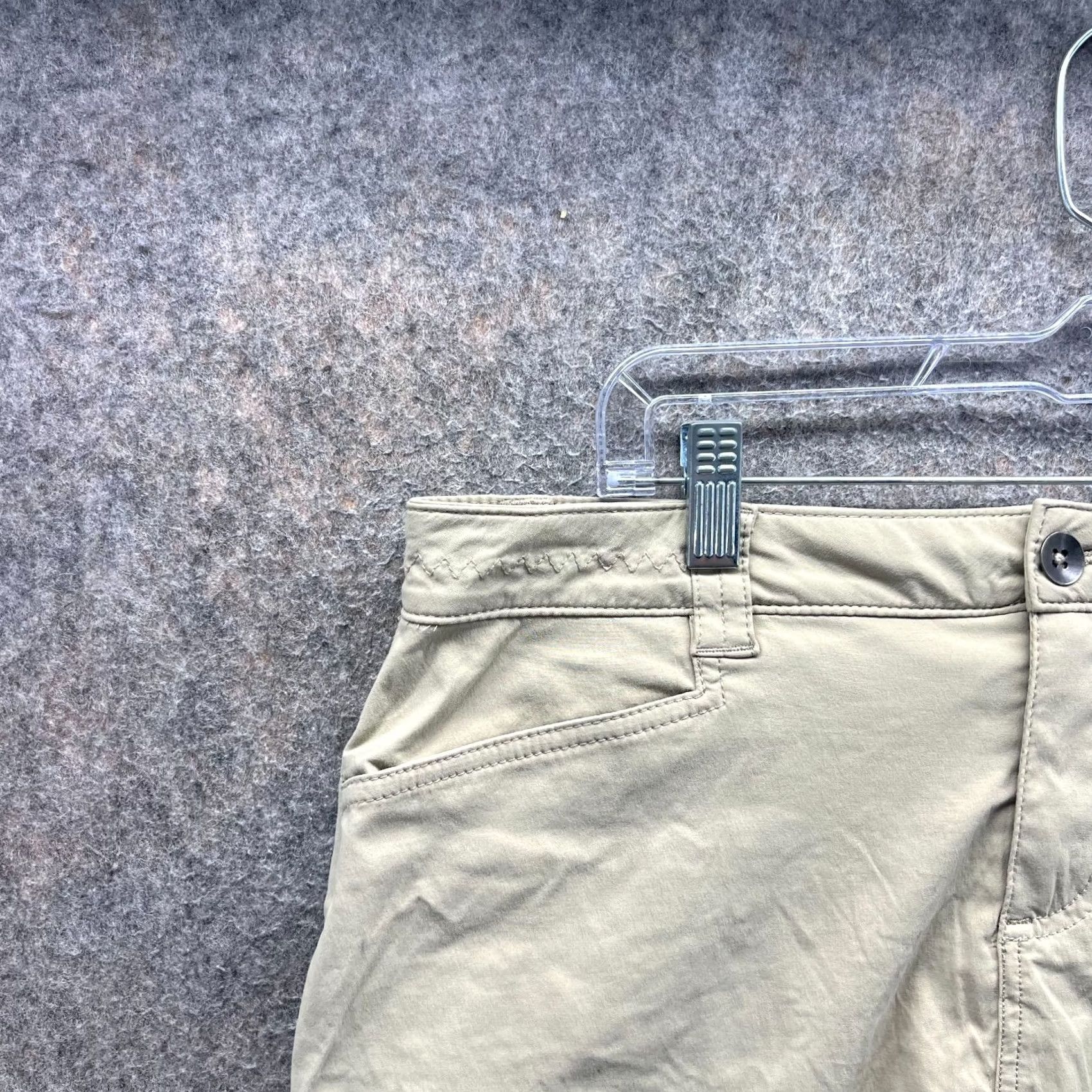 Eddie Bauer VINTAGE Eddie Bauer Skirt Womens 8 Beige Outdoor Pencil Pockets Tan Khaki Hiking Outdoor Size 30" / US 8 / IT 44 - 7 Thumbnail