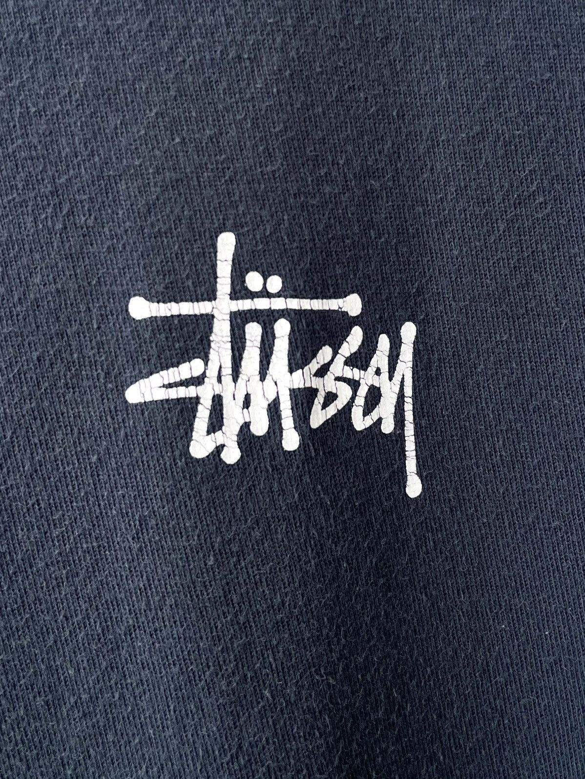 Stussy Vintage Y2K Stussy Big Logo Faded Navy Blue T-Shirt Size L Size US L / EU 52-54 / 3 - 6 Thumbnail