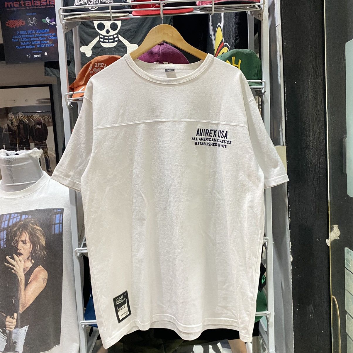 Avirex × Vintage Vintage AVIREX USA Military American Style T-Shirts Size US XL / EU 56 / 4 - 2 Thumbnail