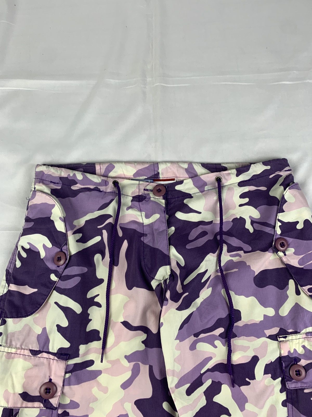 Japanese Brand 2000s UFO USA Purple Camo Combat Cargo Capri Pants Size 28" / US 6 / IT 42 - 7 Thumbnail