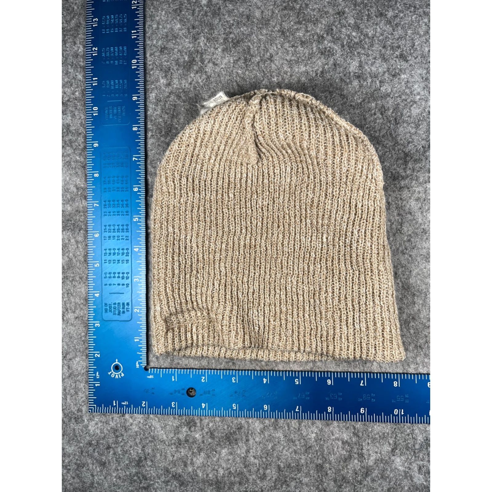 Vintage True Honor Beanie Toque Adult One Size Beige Knit 100% Acrylic Unisex Adults Beanie Winter Outdoor Ski Hat Mens Womens Size ONE SIZE - 5 Thumbnail