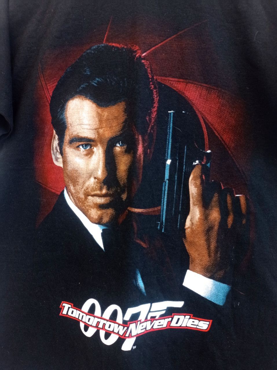 Vintage Vintage 1997 James Bond Shirt Spy 007 Tomorrow Never Dies Size US L / EU 52-54 / 3 - 2 Thumbnail