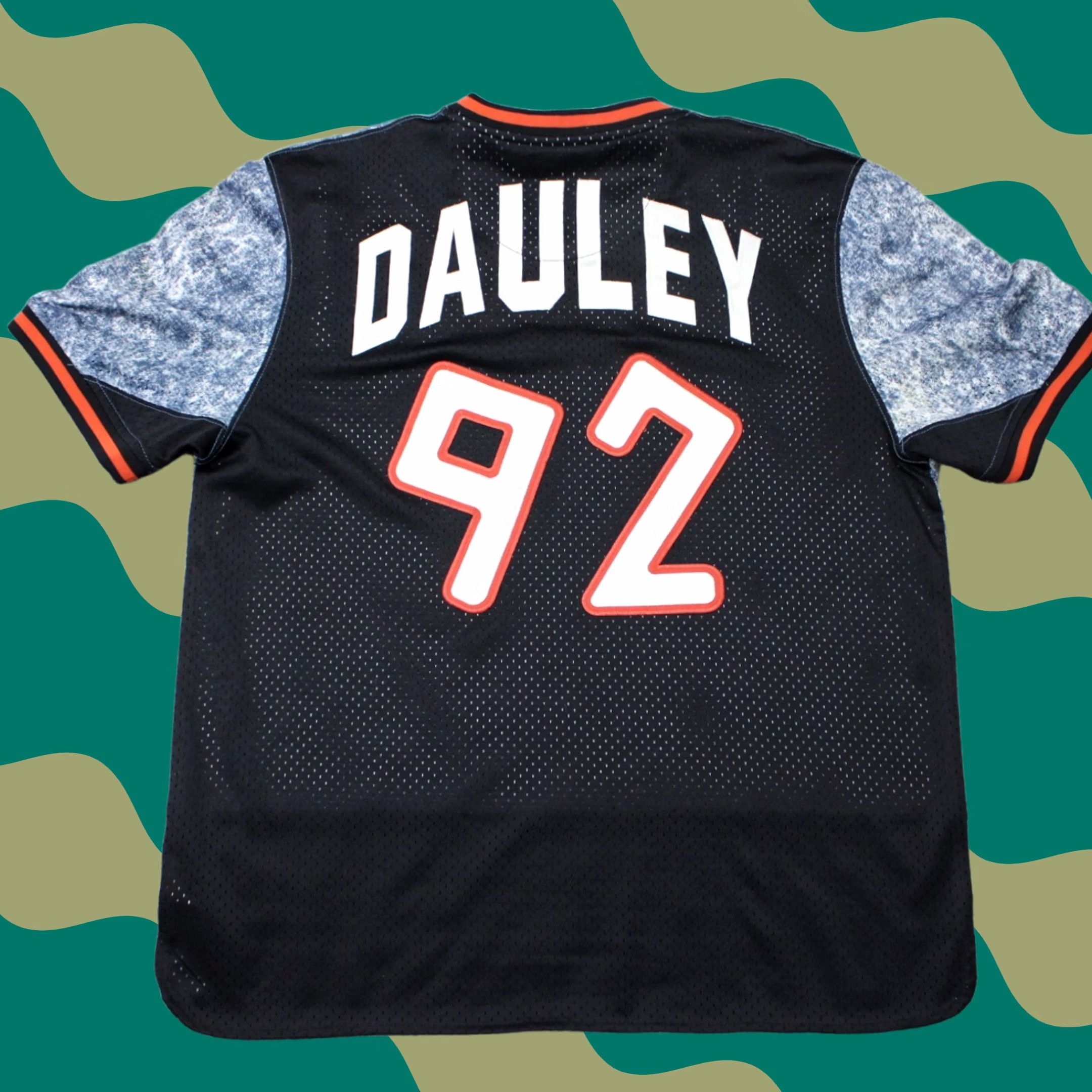 Vintage Lemar & Dauley Jersey Shirt Mens Medium Blue Acid Wash Activewear S/S Size US XL / EU 56 / 4 - 1 Thumbnail