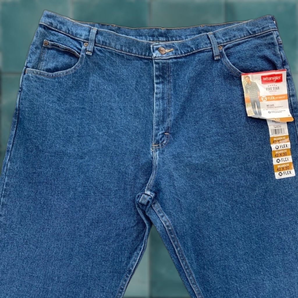 Wrangler Wrangler Five Star Premium Mens 42x30 Relaxed Fit Dark Wash Blue Denim Jeans Size US 42 / EU 58 - 1 Thumbnail