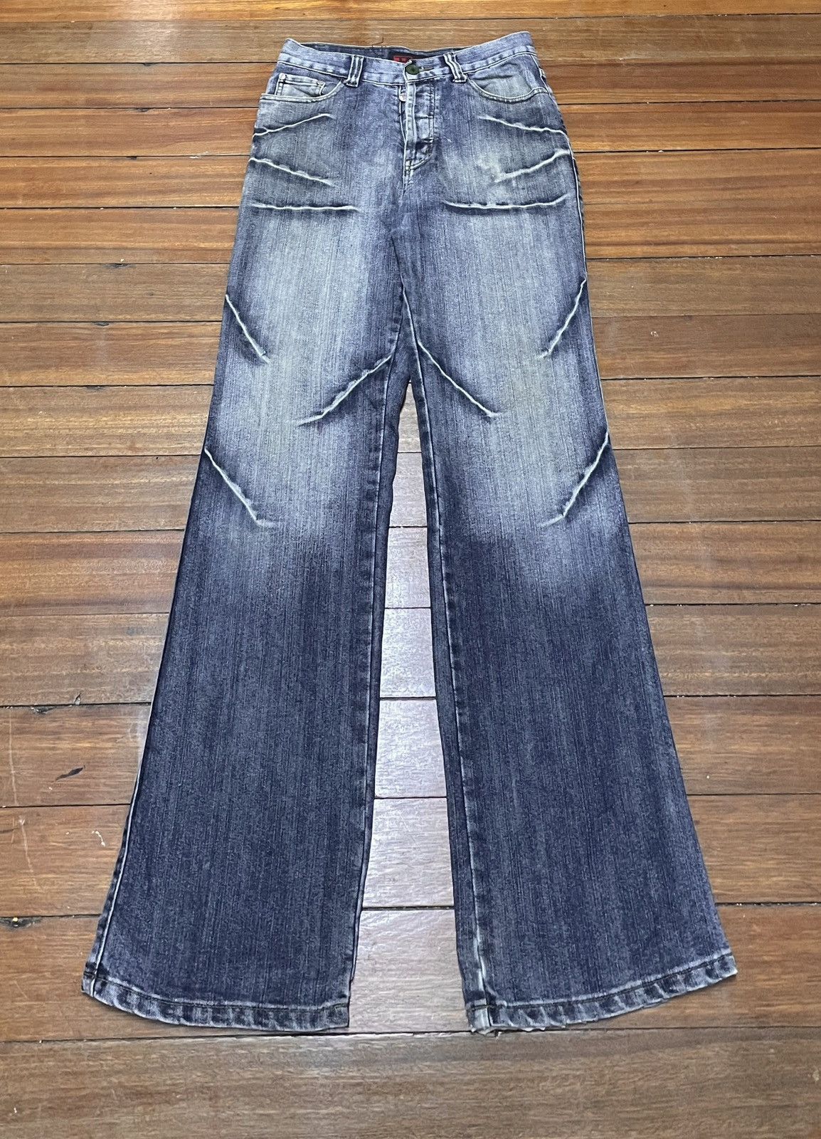 Diesel × Vintage Rare Design Vintage Brand Diesel Flared Jeans 1990s Size US 30 / EU 46 - 1 Thumbnail