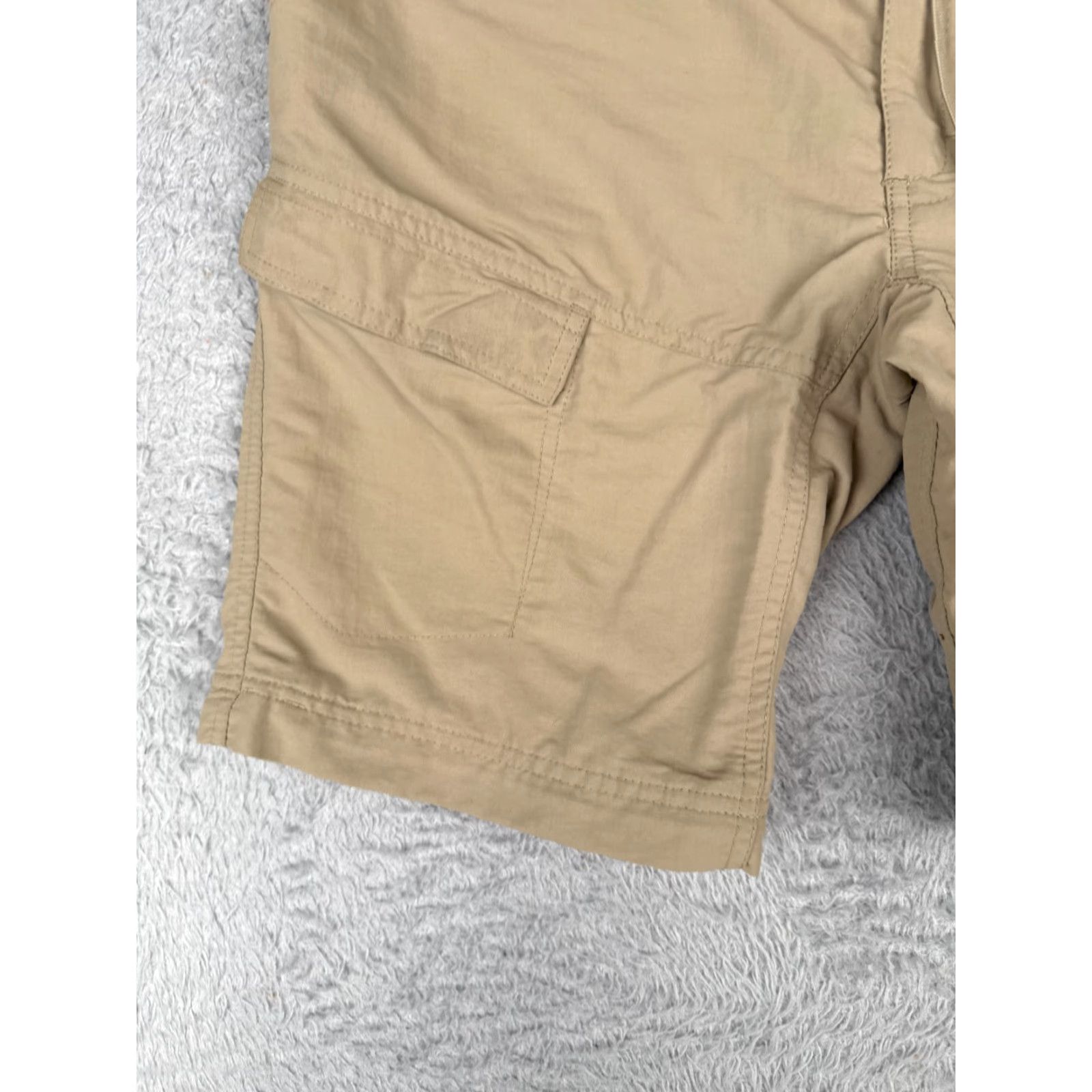 The North Face The North Face Shorts Women Cargo Quick Dry Beige 4 Adult Regular 28x10 Nylon 100% Nylon Hiking Outdoor Size 27" / US 4 / IT 40 - 3 Thumbnail