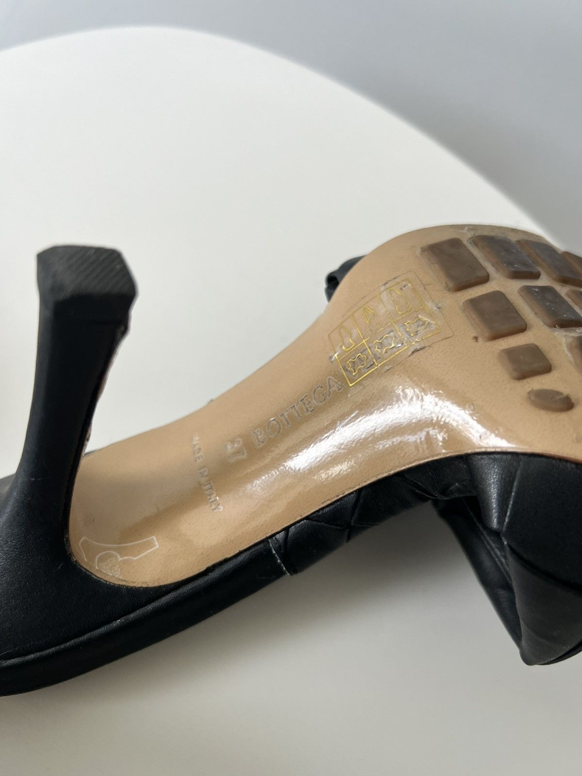 Bottega Veneta Bottega Veneta Lido Mules Black Size 7/37 Size US 7 / IT 37 - 13 Thumbnail