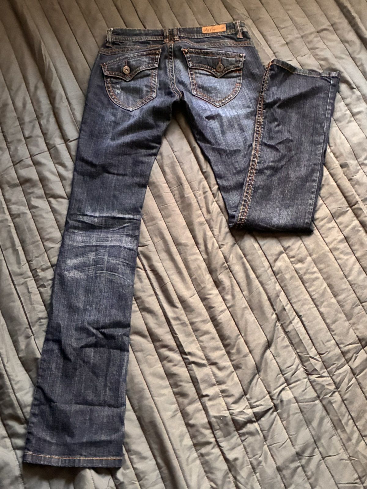 Other Early 2000s Dark Wash Alloy Brand Low-rise Boot cut Jeans Size 37" - 4 Thumbnail