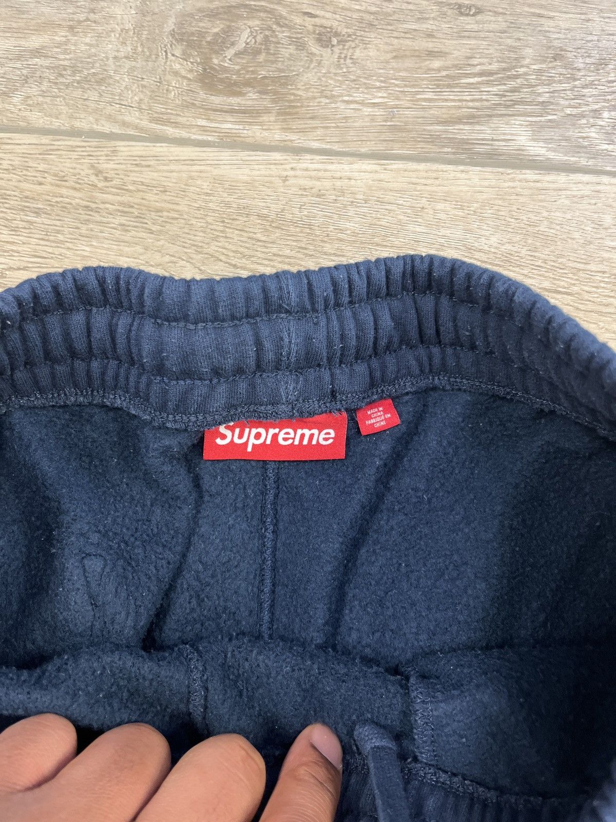Supreme Supreme Sweatpants world champ navy small Size US 30 / EU 46 - 4 Thumbnail