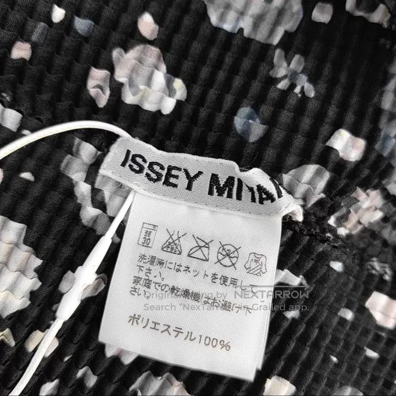 Issey Miyake Issey Miyake High Neck Short Sleeve Top Size S / US 4 / IT 40 - 4 Thumbnail