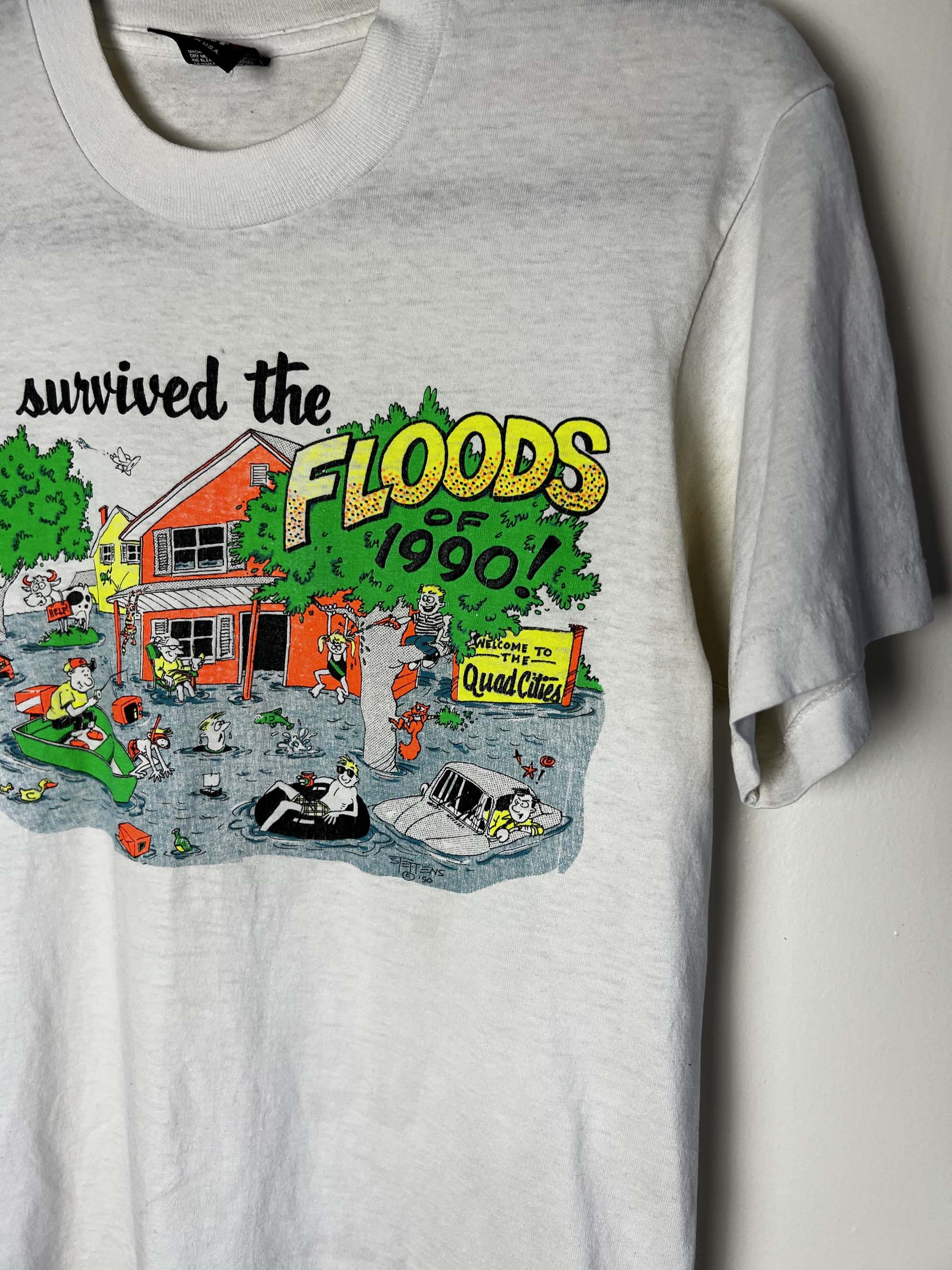 Vintage Vintage Screen Stars "I Survived the Floods of 1990" T-Shirt Size US M / EU 48-50 / 2 - 6 Thumbnail