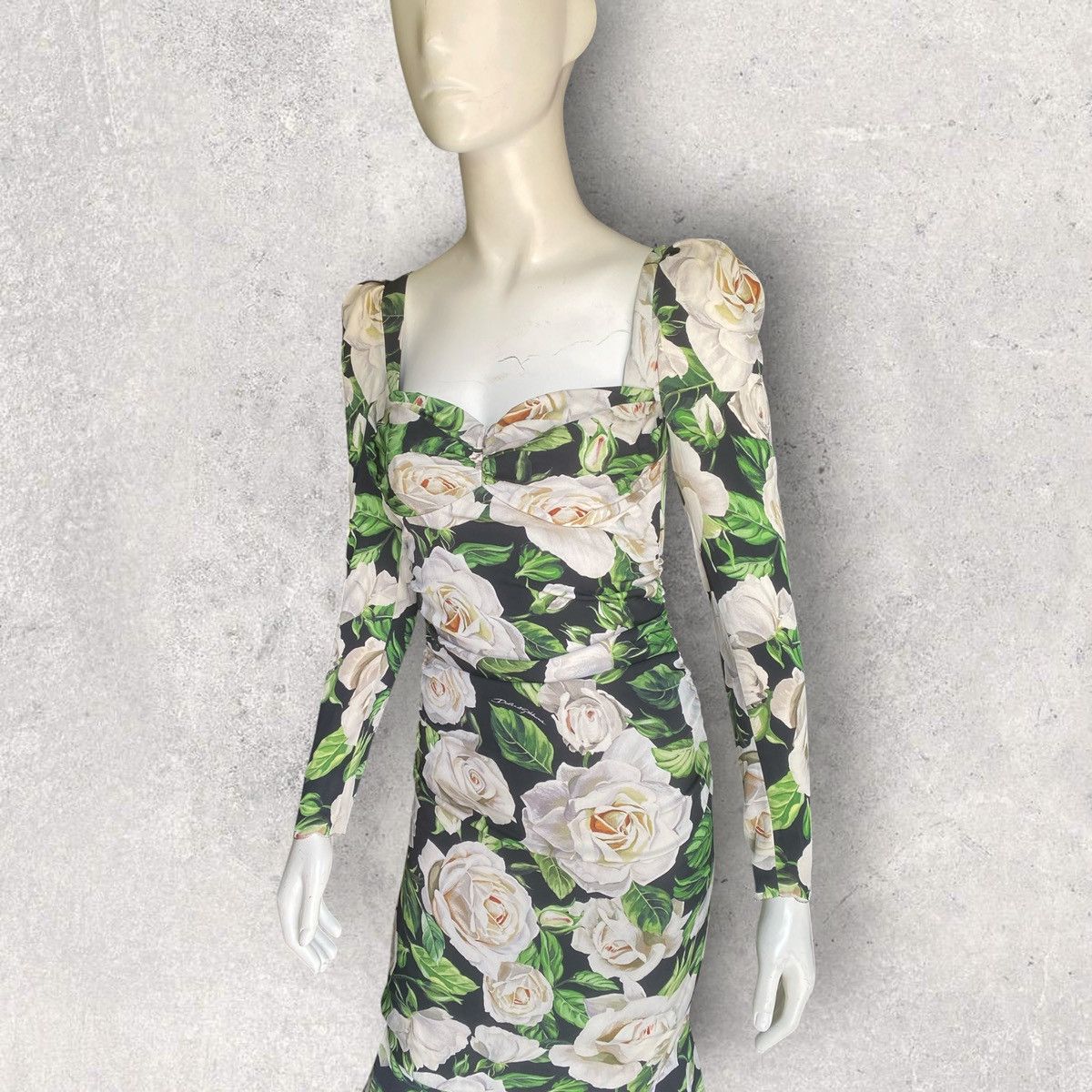 Dolce & Gabbana Fall19 Floral Print Sweat heart Neck Dress Size XS / US 0-2 / IT 36-38 - 3 Thumbnail