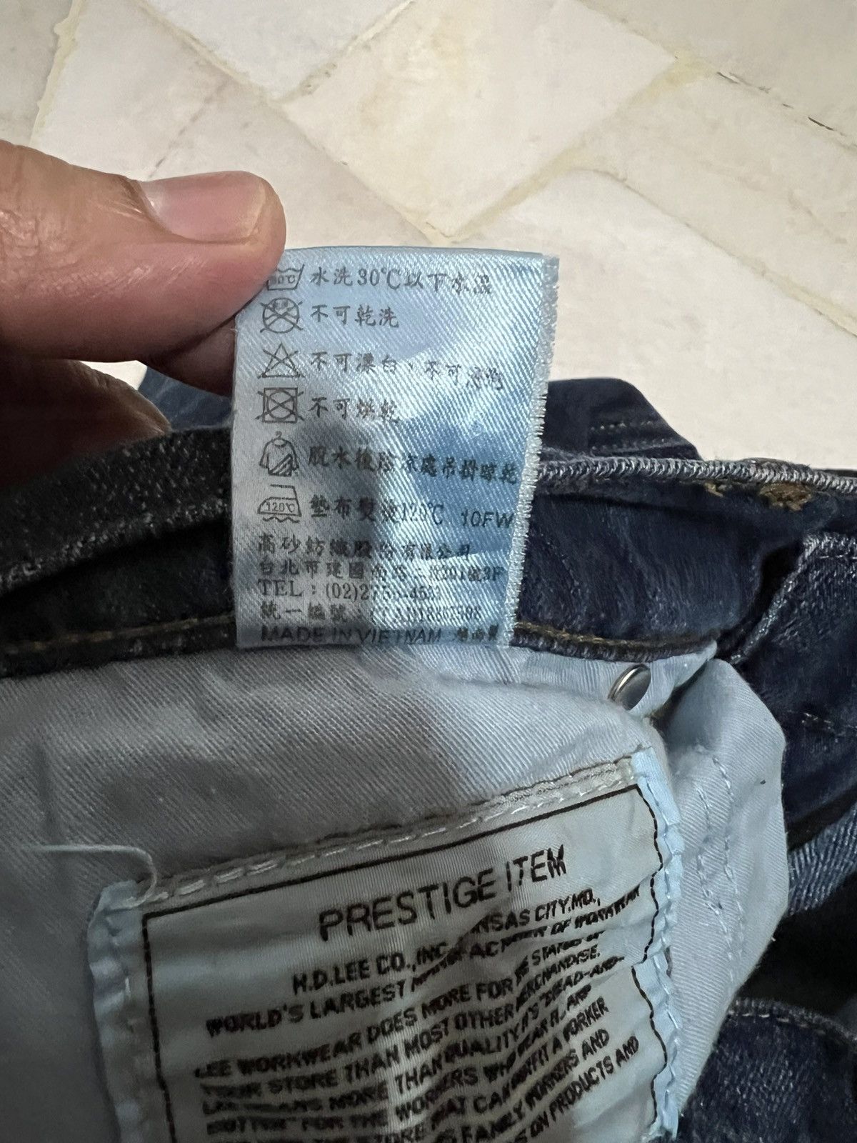 Japanese Brand 🌈Flare 90’s Lee Cowboy Washed jeans Size US 32 / EU 48 - 22 Thumbnail