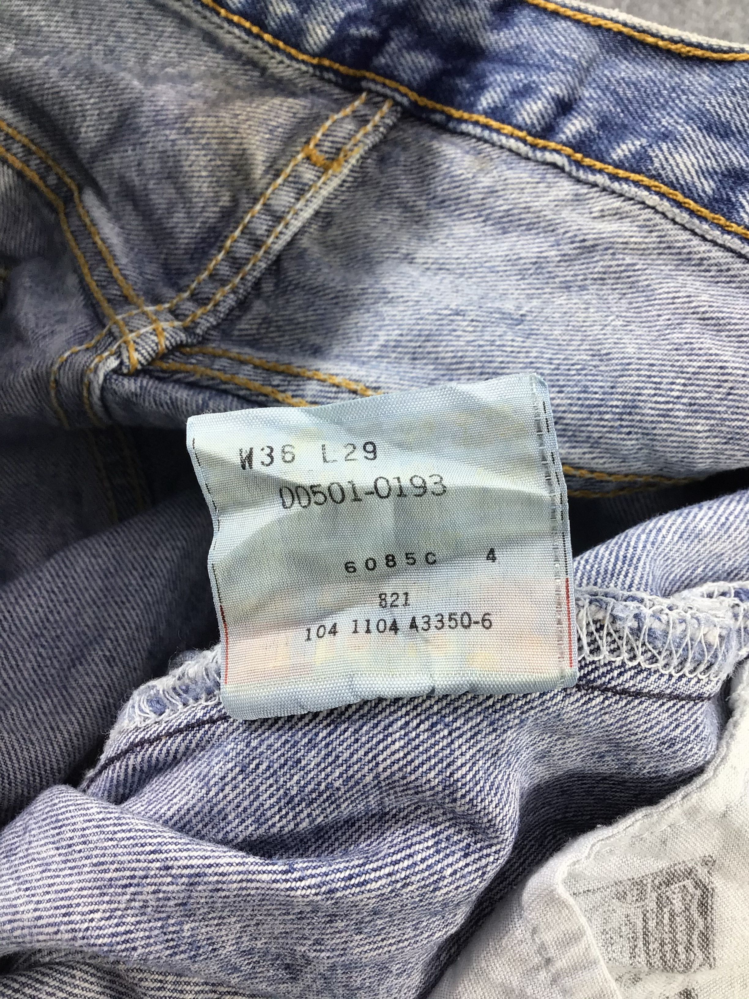 Levi's Vintage 90s Levis 501 Jeans Stone Wash Denim KJ166 Size US 34 / EU 50 - 11 Thumbnail