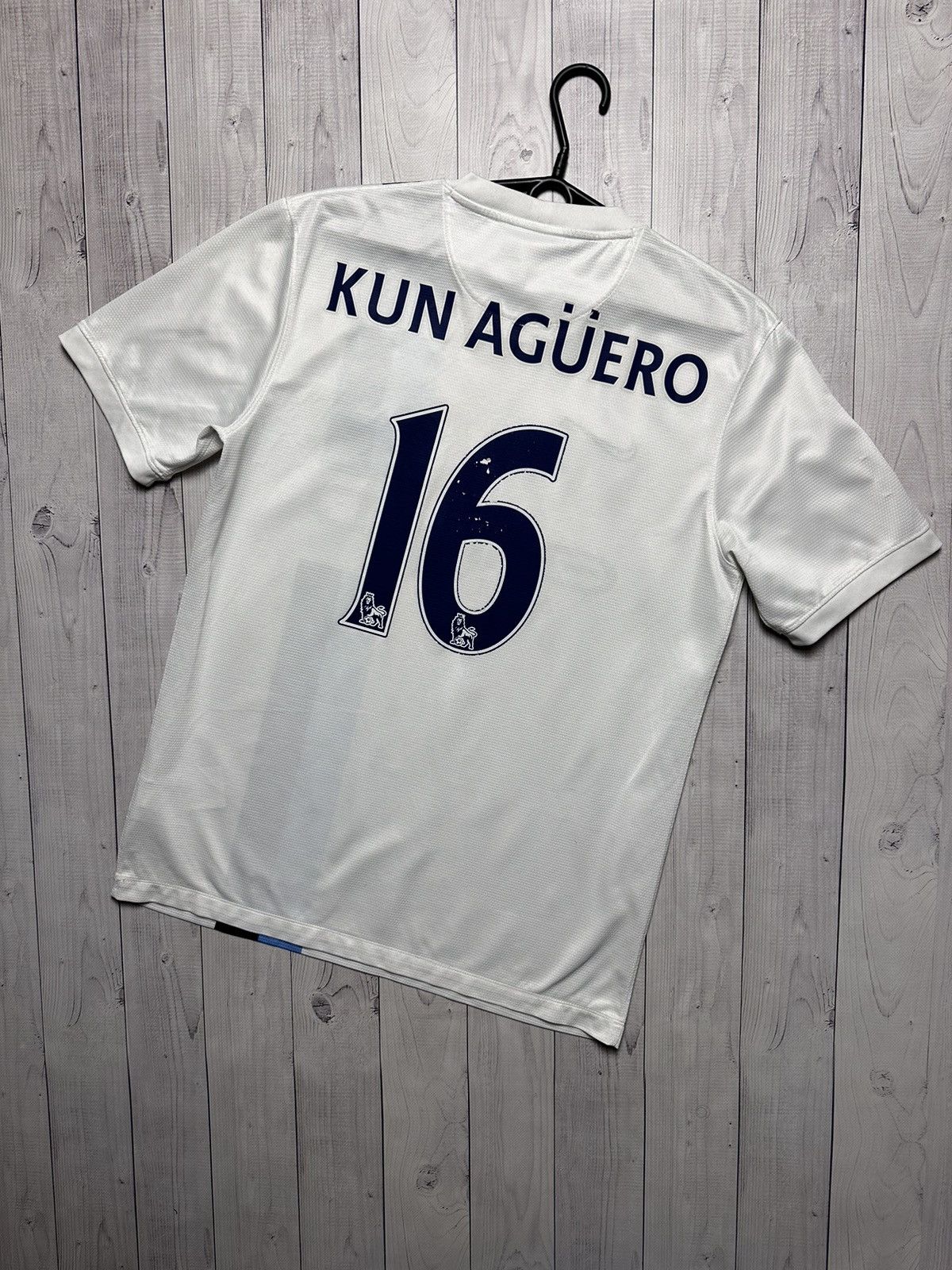 Nike × Vintage Vintage Nike Soccer jersey Manchester City 16 Aguero rare Size US M / EU 48-50 / 2 - 1 Thumbnail