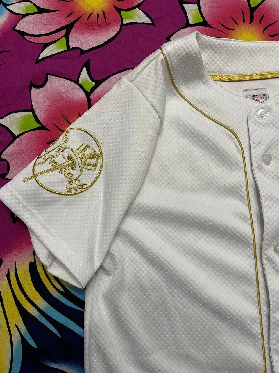 Majestic New York Yankees Majestic Jersey – M, White/Gold Size US M / EU 48-50 / 2 - 6 Thumbnail