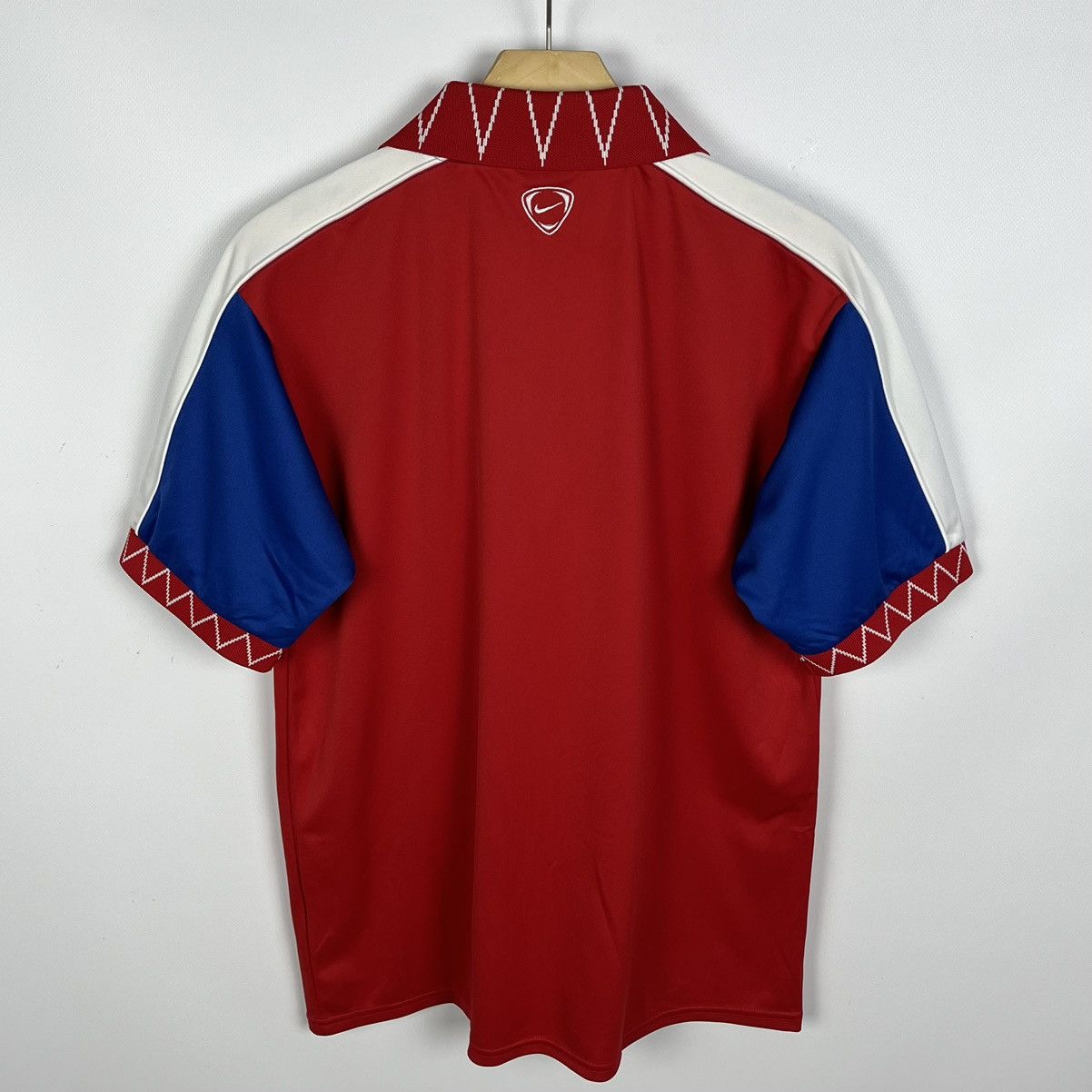 Nike Vintage Nike bloke core logo jersey tee 90’s Size US M / EU 48-50 / 2 - 8 Thumbnail
