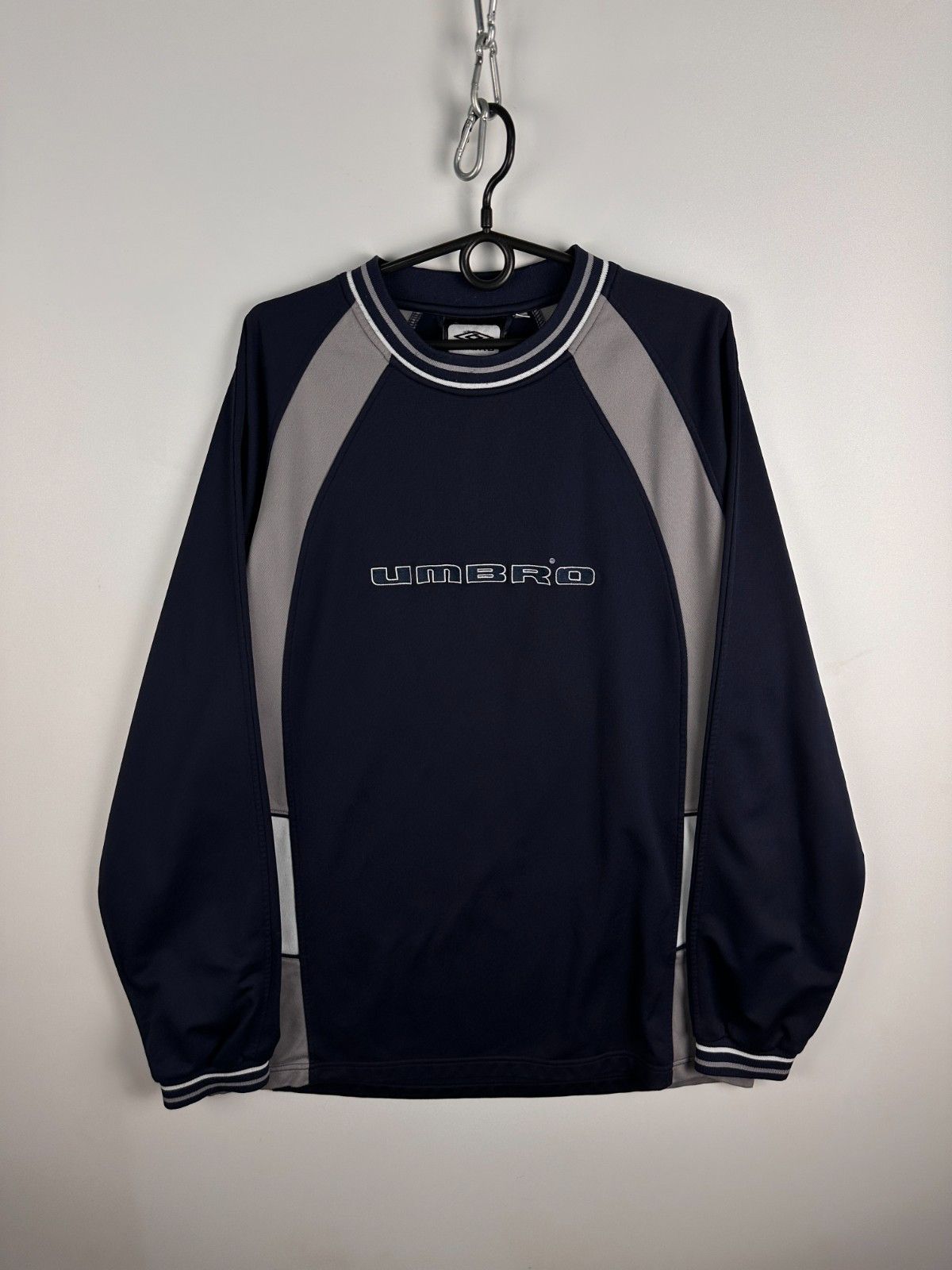 Umbro Umbro Sweatshirt Vintage 90's Big Logo Blue Grey Size XL Size US XL / EU 56 / 4 - 1 Thumbnail