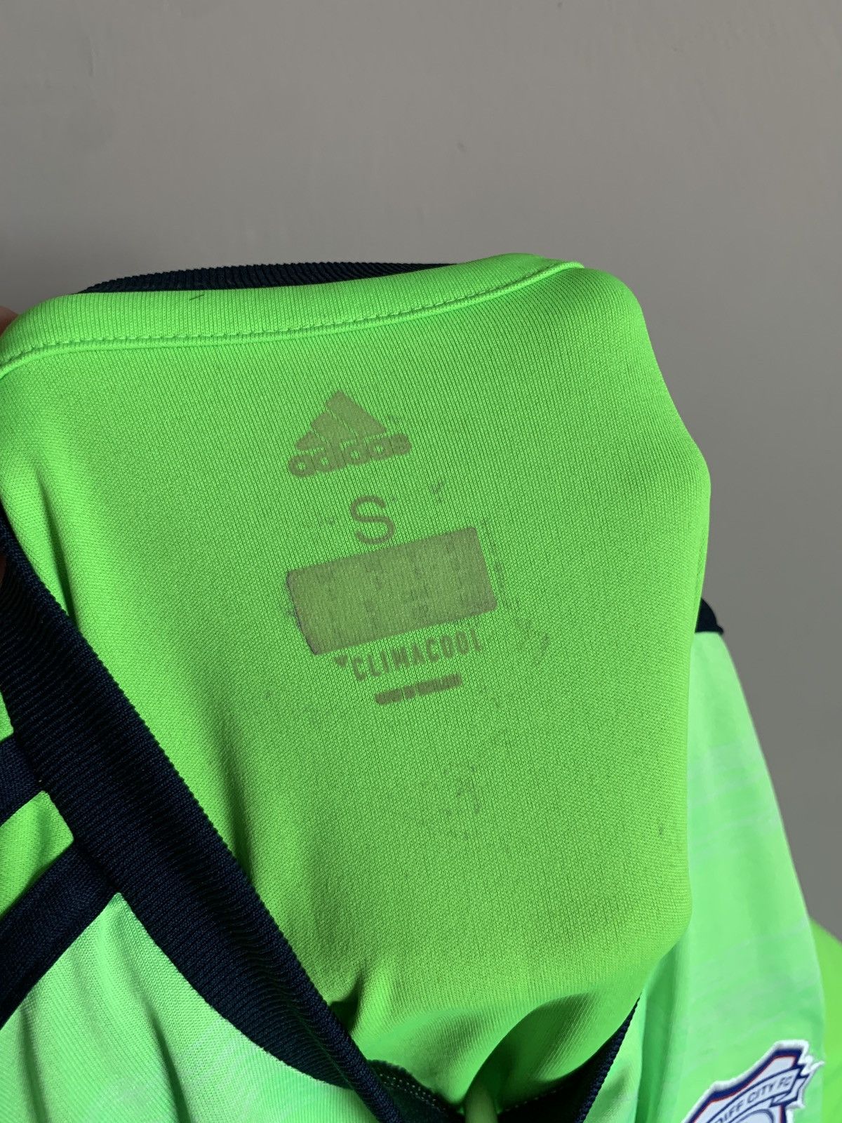Adidas Cardiff City 2017/18 Away Football Shirt Adidas Soccer Sz S Size US S / EU 44-46 / 1 - 12 Thumbnail