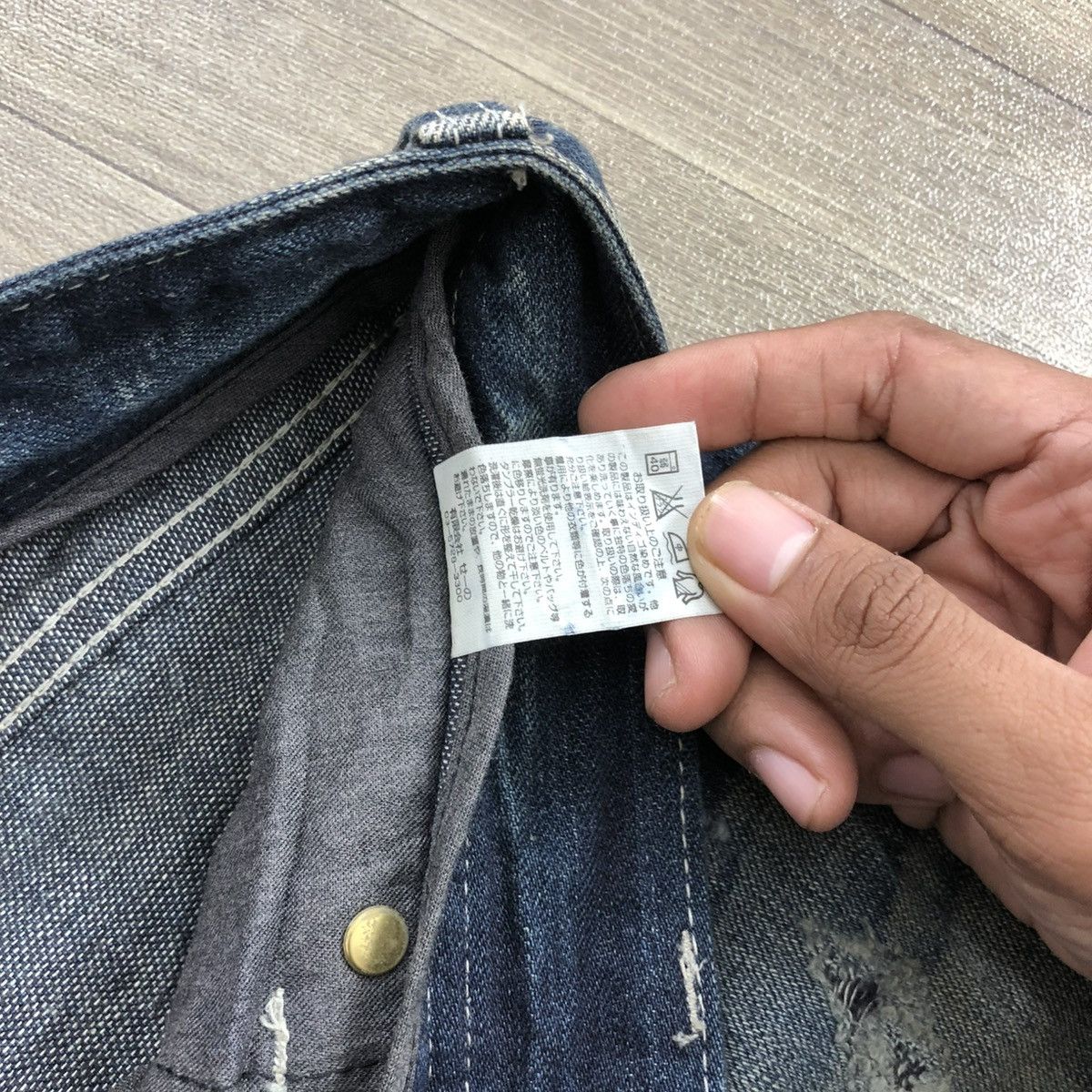 Vanquish 🇯🇵2000s Vanquish Distressed Painted Punk Bootcut Flared Jeans Size US 31 - 14 Thumbnail