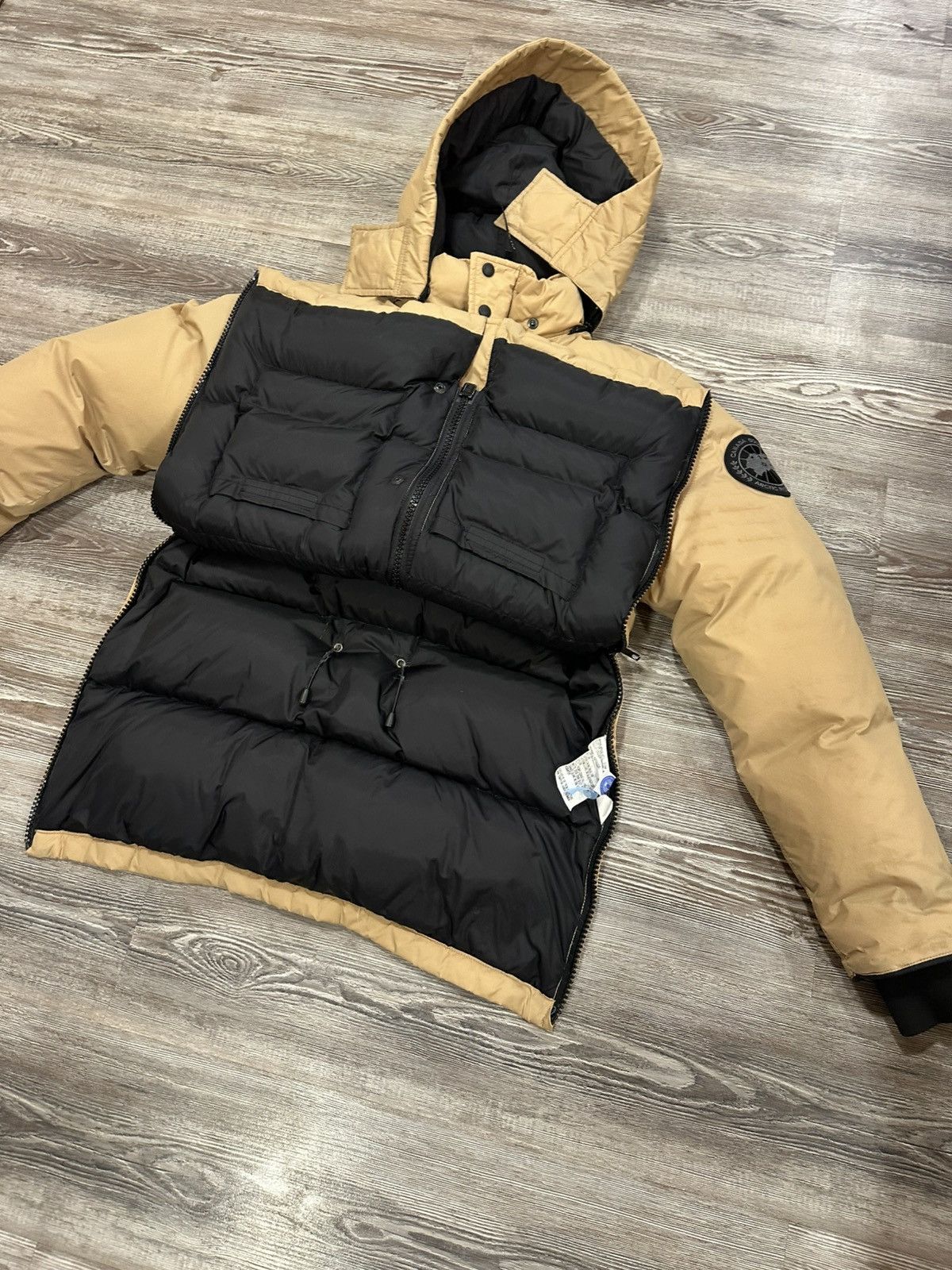 Canada Goose Canada goose mens manitoba parka size M Size US M / EU 48-50 / 2 - 4 Thumbnail