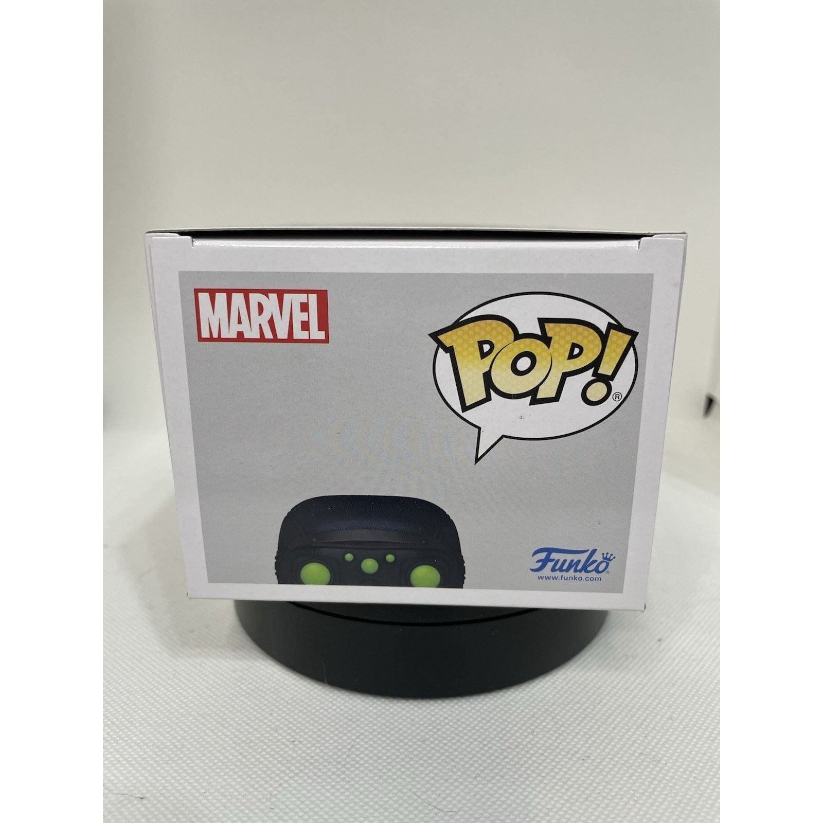 Marvel Comics Funko Pop Yelena 1213 Chase - W Protector Size ONE SIZE - 11 Thumbnail