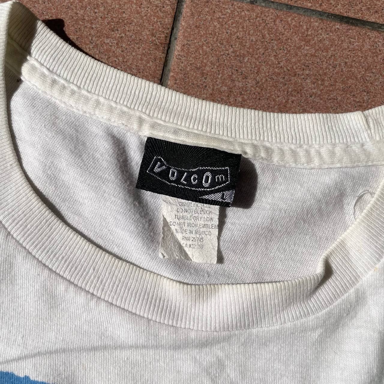 Volcom ⭐️SALE⭐️ [L] VOLCOM STONE SURF VINTAGE TSHIRT GRAPHIC Size US L / EU 52-54 / 3 - 4 Thumbnail