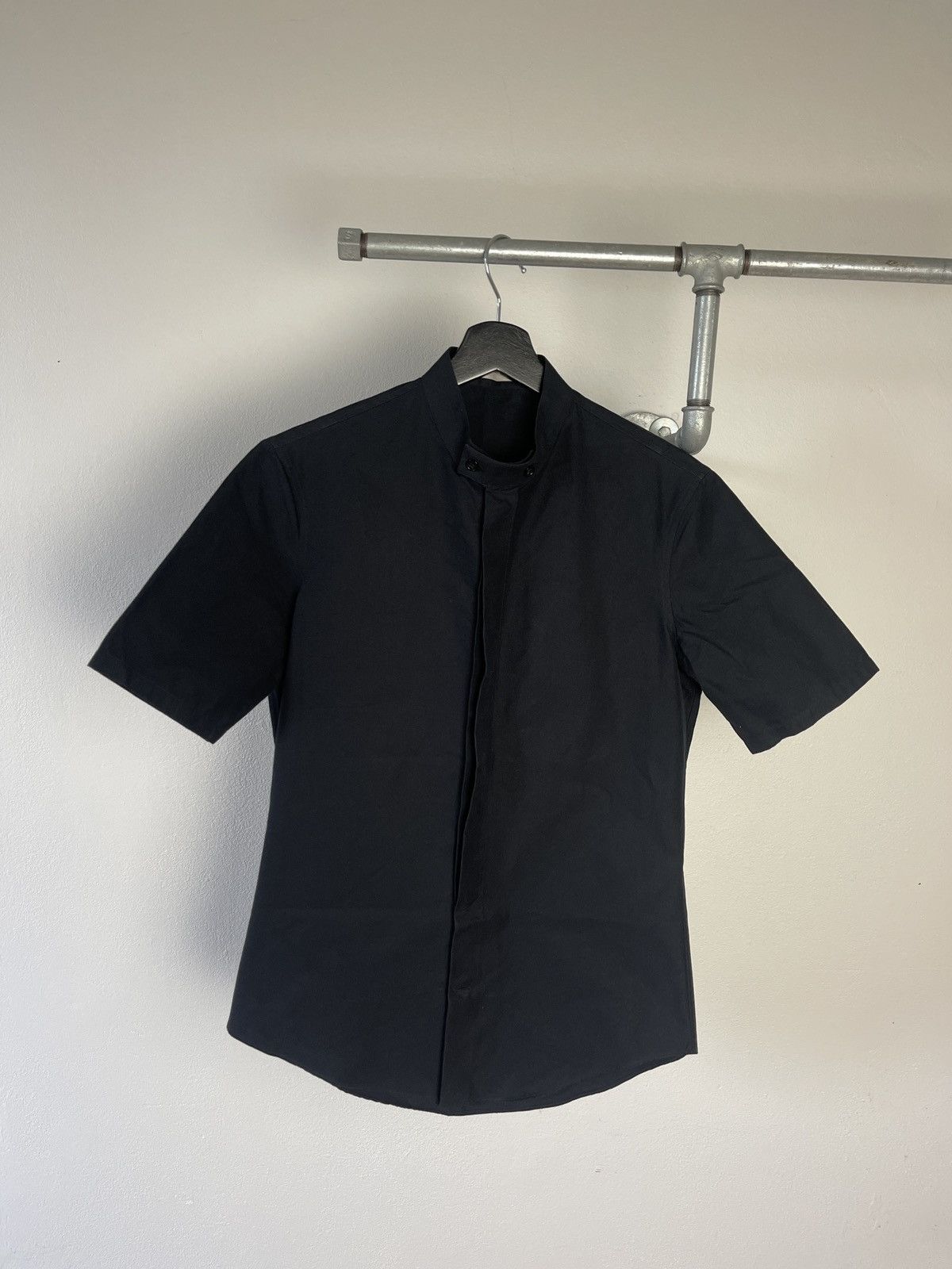 Balenciaga Balenciaga China Neck Short Sleeve Shirt Size US XXS / EU 40 - 1 Thumbnail