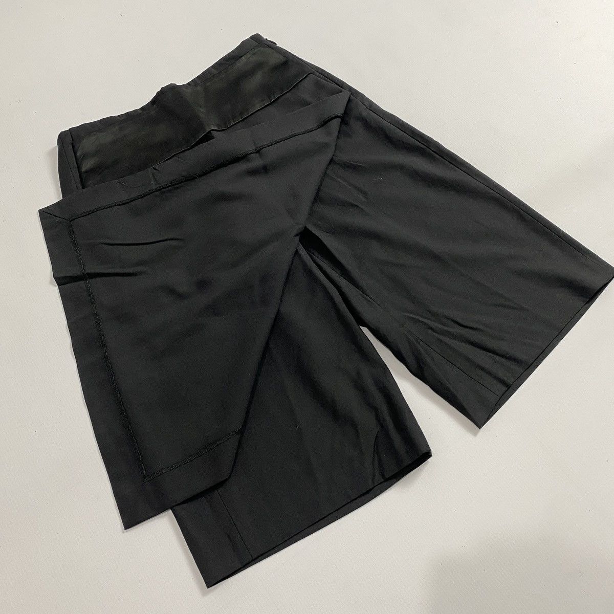 Givenchy Vintage Givenchy Skort Wool Size 26" / US 2 / IT 38 - 3 Thumbnail