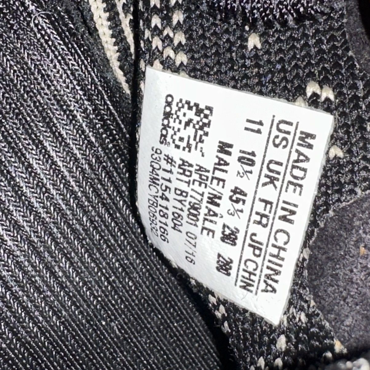 Adidas × Kanye West Yeezy 350 V2 Oreo 2016 Size US 11 / EU 44 - 9 Thumbnail