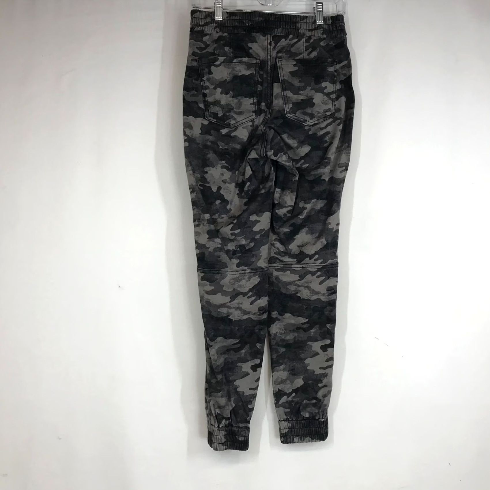Spanx SPANX Jogger Pants Womens S Gray Camo Elastic Waist Pull-On Size 28" / US 6 / IT 42 - 4 Thumbnail