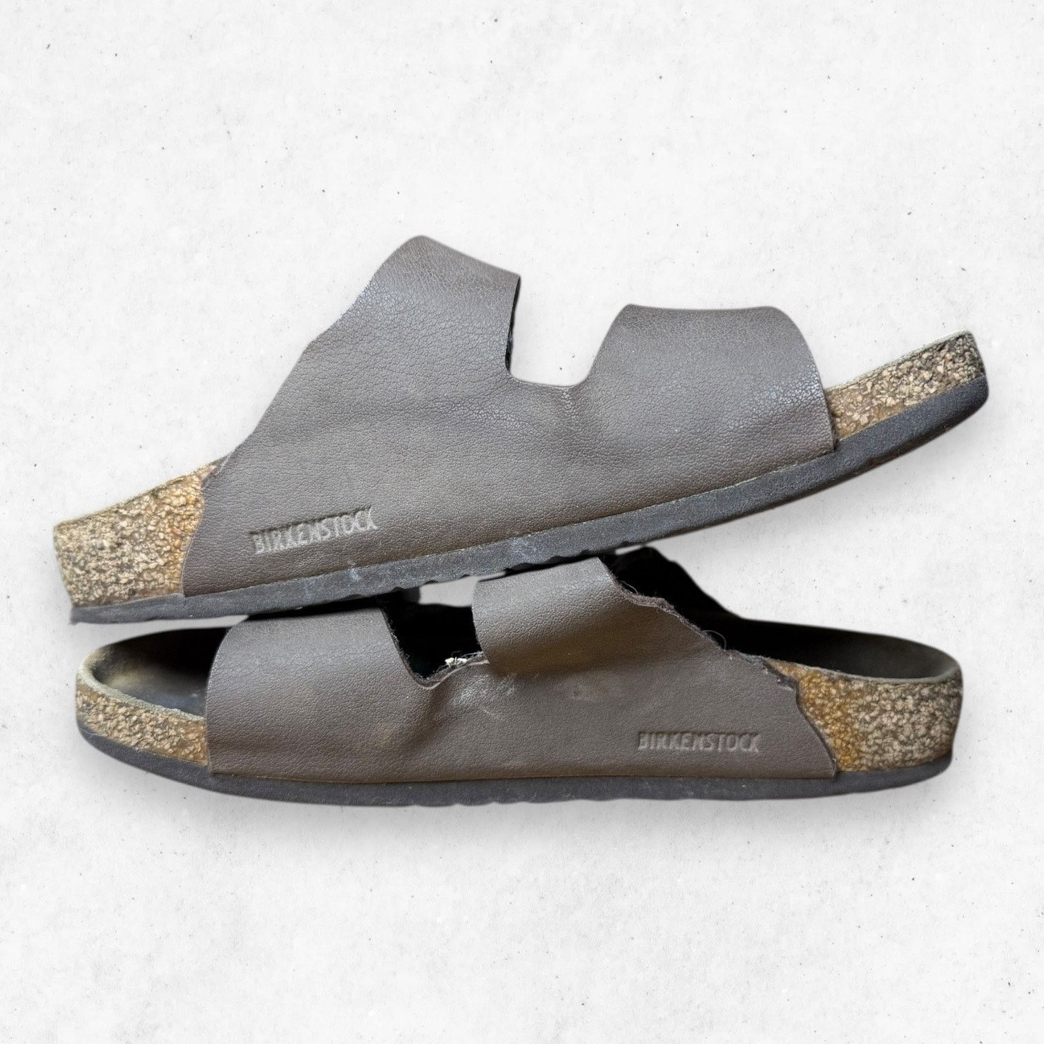 Birkenstock Birkenstock Arizona Two Straps Brown Sandals NO SIZE 9in Size US 5.5 / IT 35.5 - 7 Thumbnail