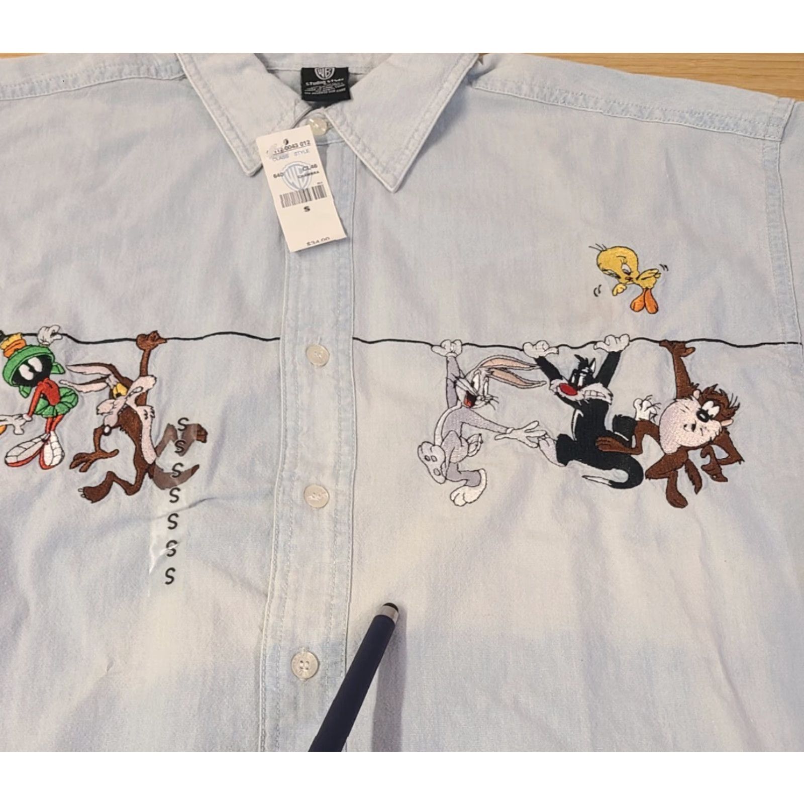 Vintage VINTAGE Warner Brothers Looney Tunes Chambra Button-Down Shirt Small Men Blue Denim Cotton Embroidered Western 90s Theme"} Size US S / EU 44-46 / 1 - 5 Thumbnail