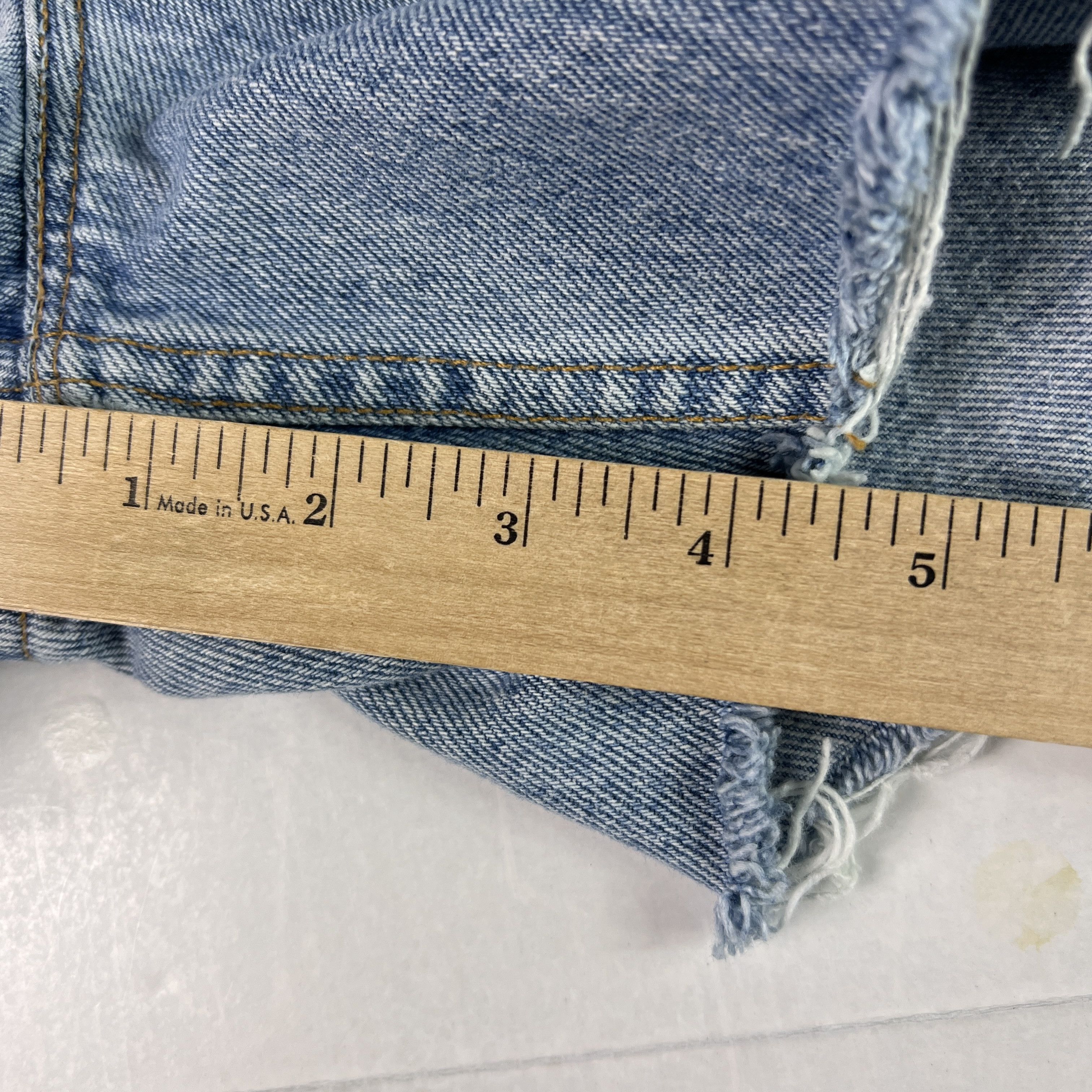 Levi's Y2K Levi's Jeans Short 560 Loose Blue Cut Off Denim Jorts Size US 35 - 17 Thumbnail
