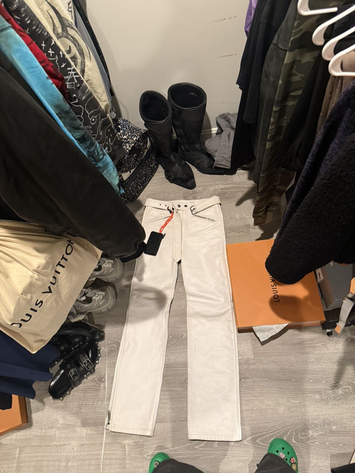 Balenciaga Balenciaga SS20 Look33 RUNWAY White Calf Leather Fetish Pant Size US 28 / EU 44 - 3 Thumbnail