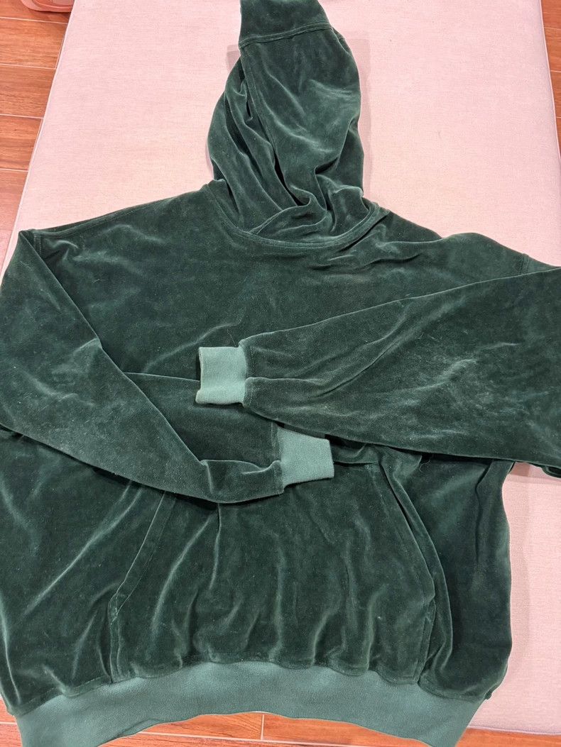 Haider Ackermann Haider Ackermann Green velvet hoodie Size US S / EU 44-46 / 1 - 4 Thumbnail