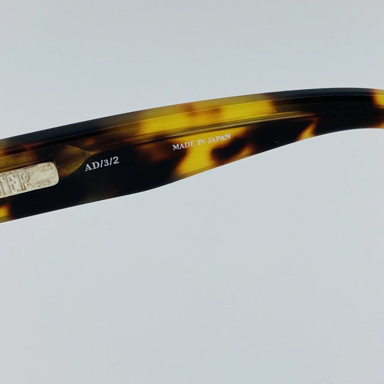 Ann Demeulemeester Ann Demeulemeester Sunglasses D-Frame Tortoise and Grey Size ONE SIZE - 9 Thumbnail