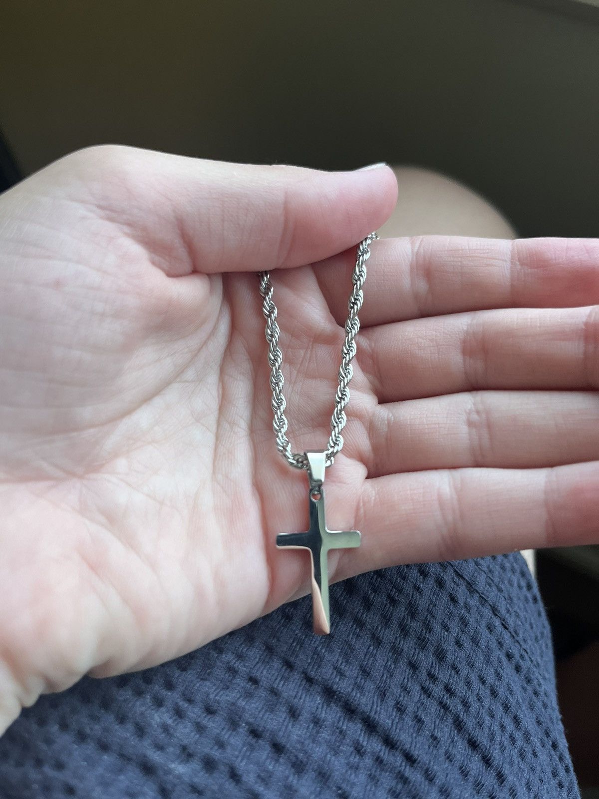 Vintage Silver cross pendant with rope chain Size ONE SIZE - 3 Thumbnail
