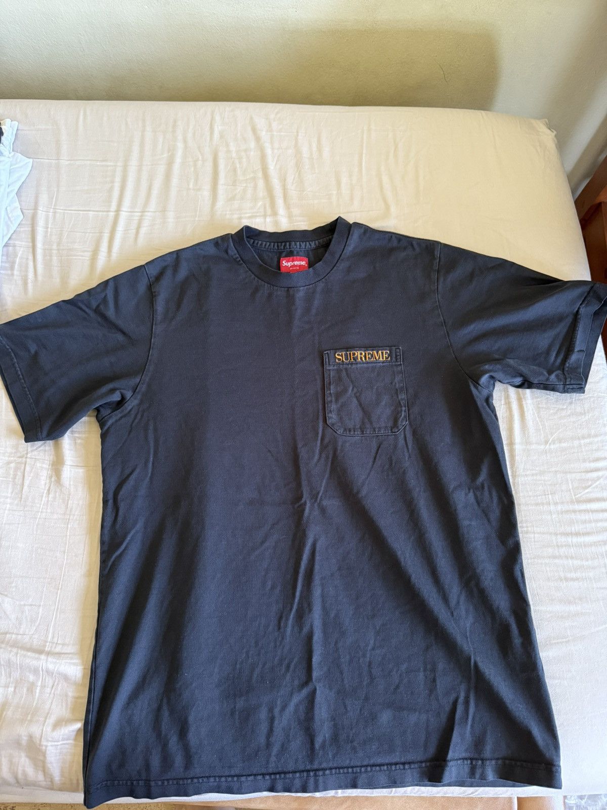 Supreme OG Supreme Embroidered Pocket Tee Size US M / EU 48-50 / 2 - 1 Thumbnail