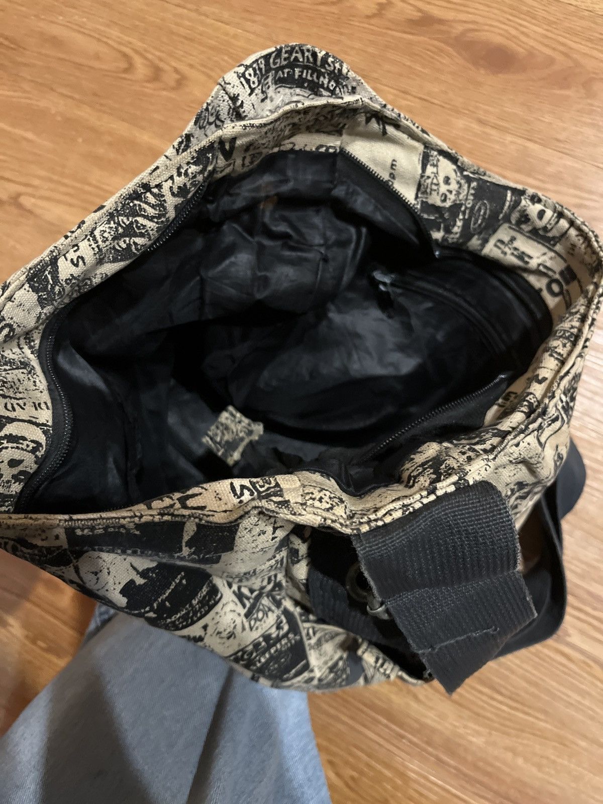Vintage vintage y2k punk band tote bag Size ONE SIZE - 4 Thumbnail