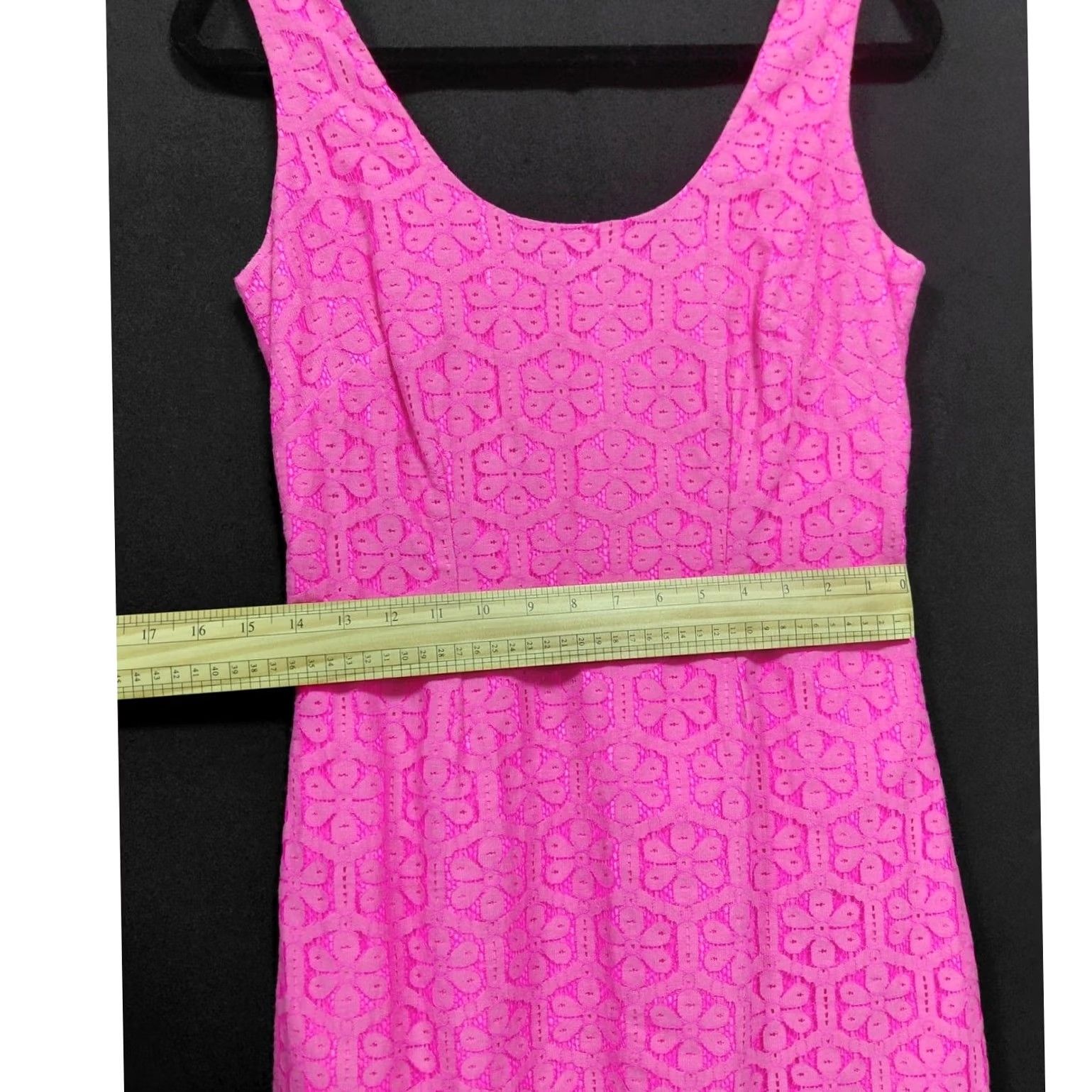 Lilly Pulitzer Lilly Pulitzer Pink Lace Dress Solid Sleeveless Short Women Size 4 Size 27" / US 4 / IT 40 - 6 Thumbnail